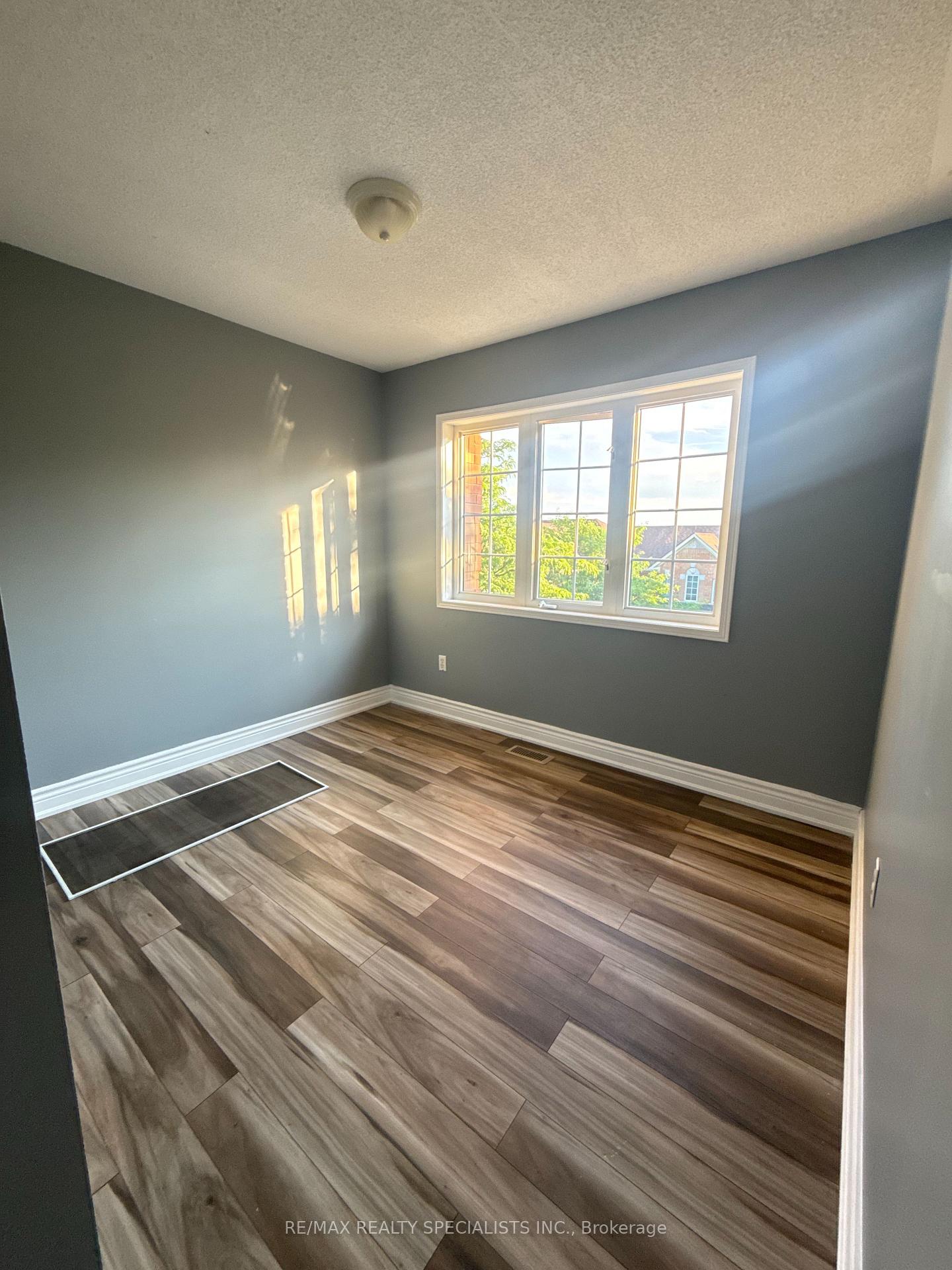 Photo 9 of Unit 51, 9800 Mclaughlin Road, Brampton, Fletcher's Creek Village — HOMEH