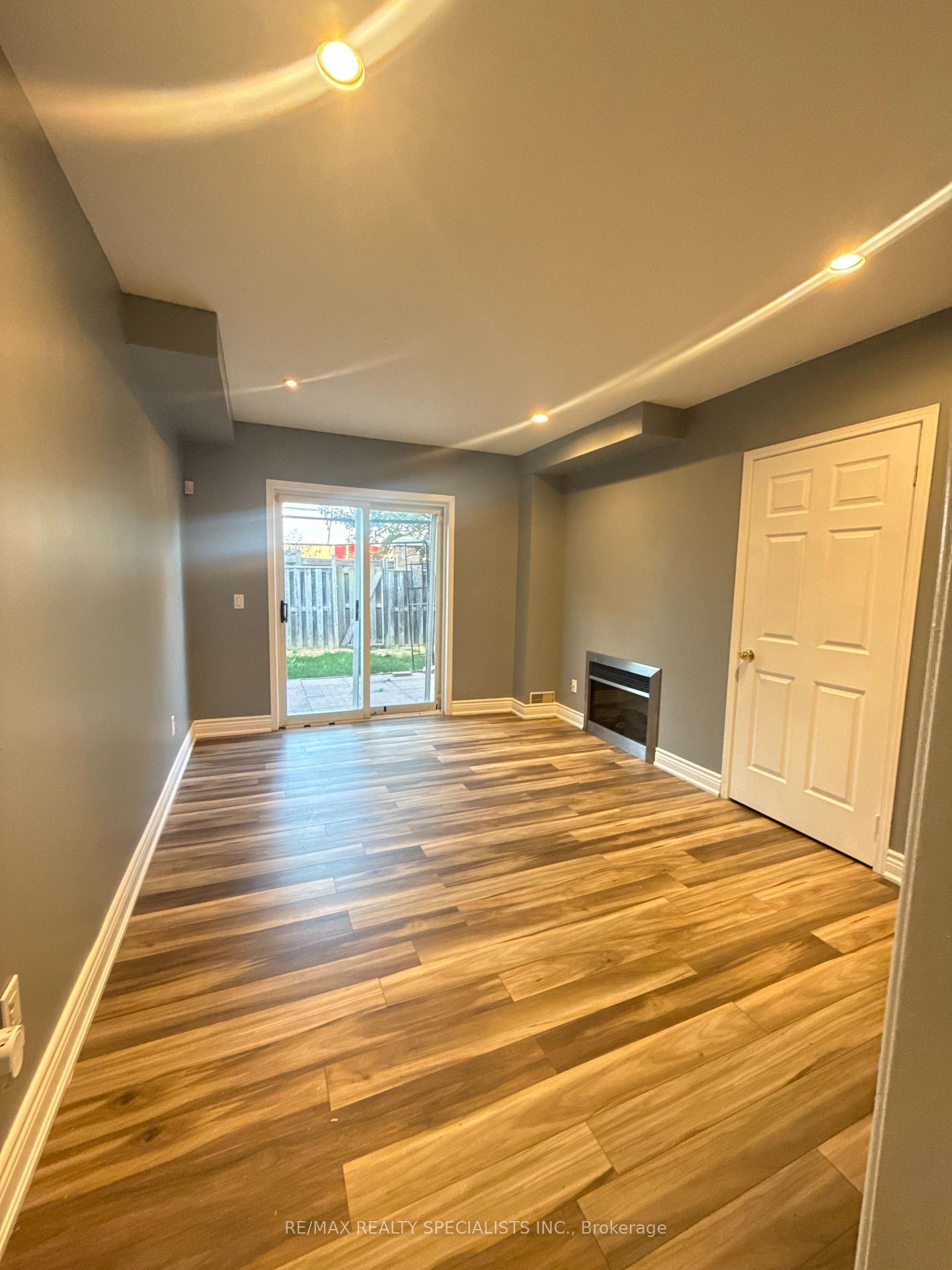 Photo 12 of Unit 51, 9800 Mclaughlin Road, Brampton, Fletcher's Creek Village — HOMEH