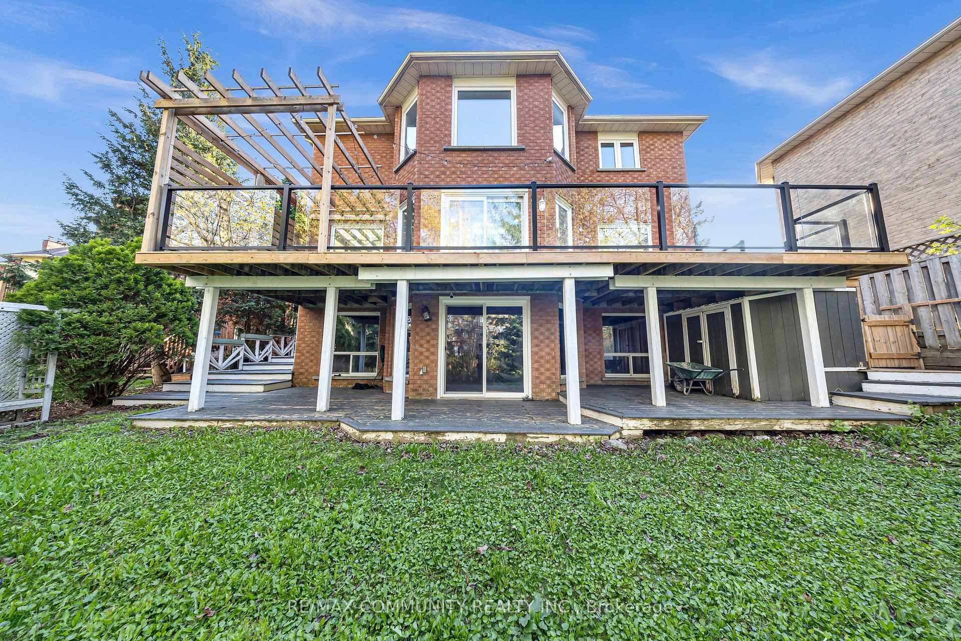 Photo 8 of 2387 Denvale Drive, Pickering, Brock Ridge — HOMEH