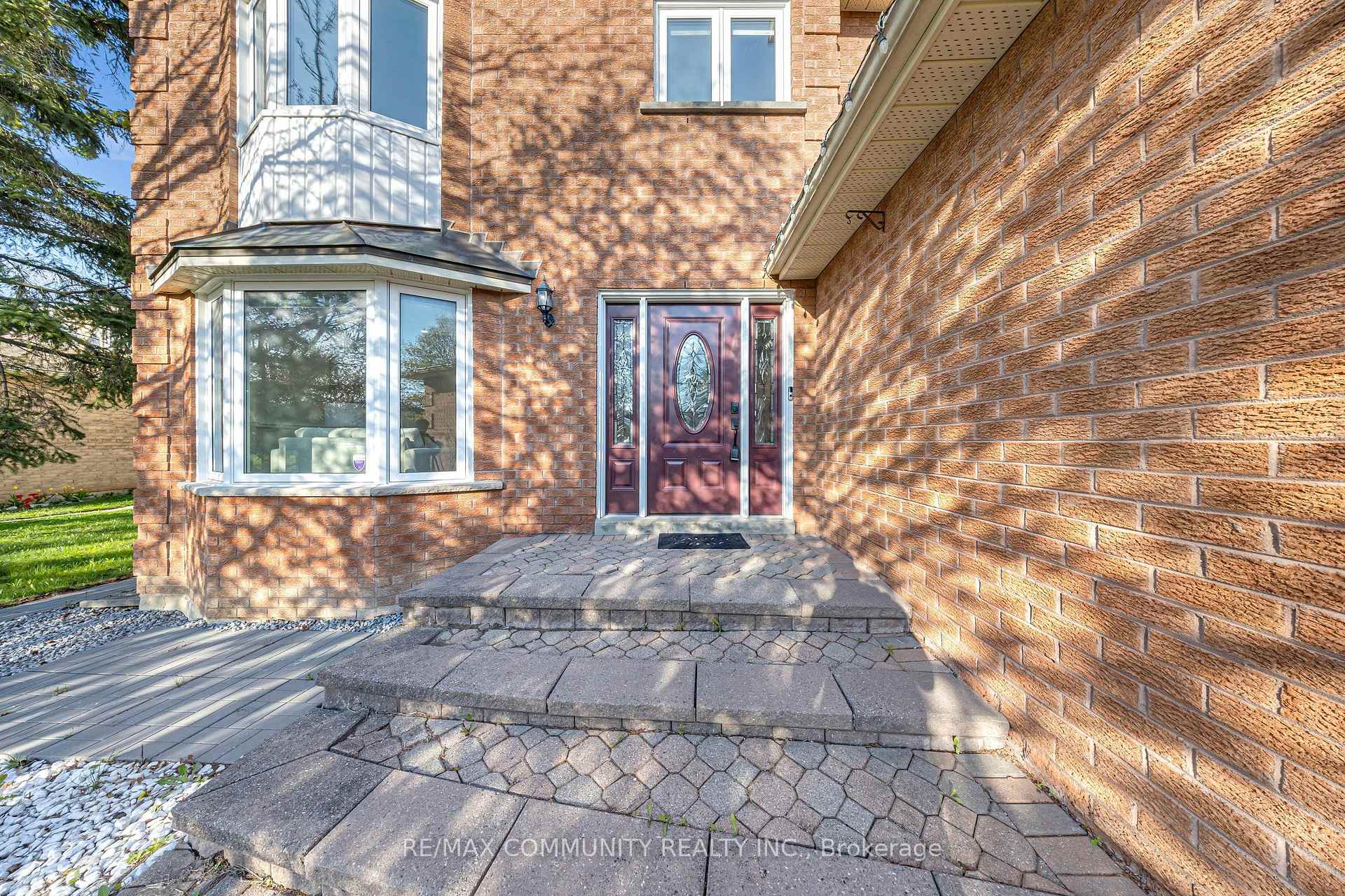 Photo 11 of 2387 Denvale Drive, Pickering, Brock Ridge — HOMEH