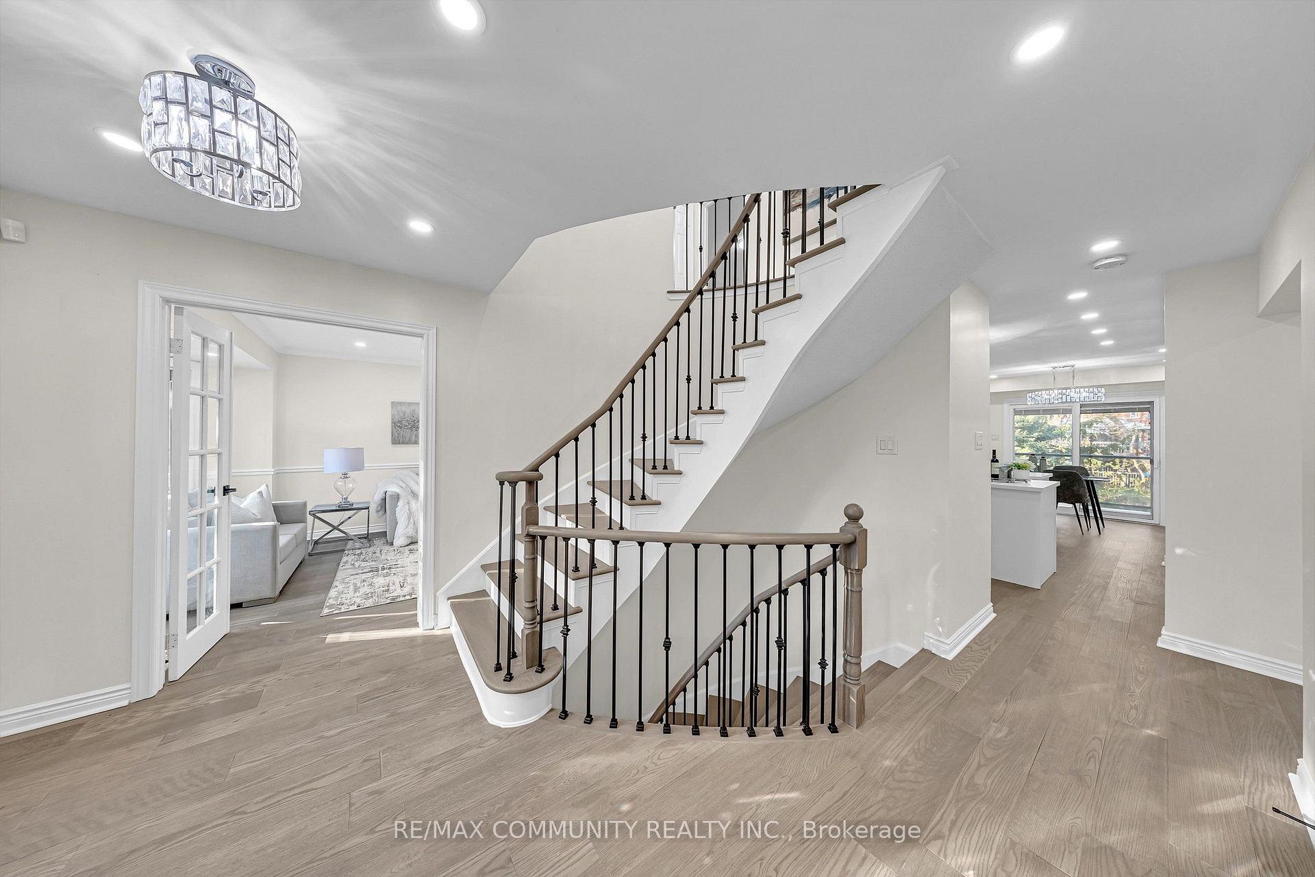 Photo 30 of 2387 Denvale Drive, Pickering, Brock Ridge — HOMEH