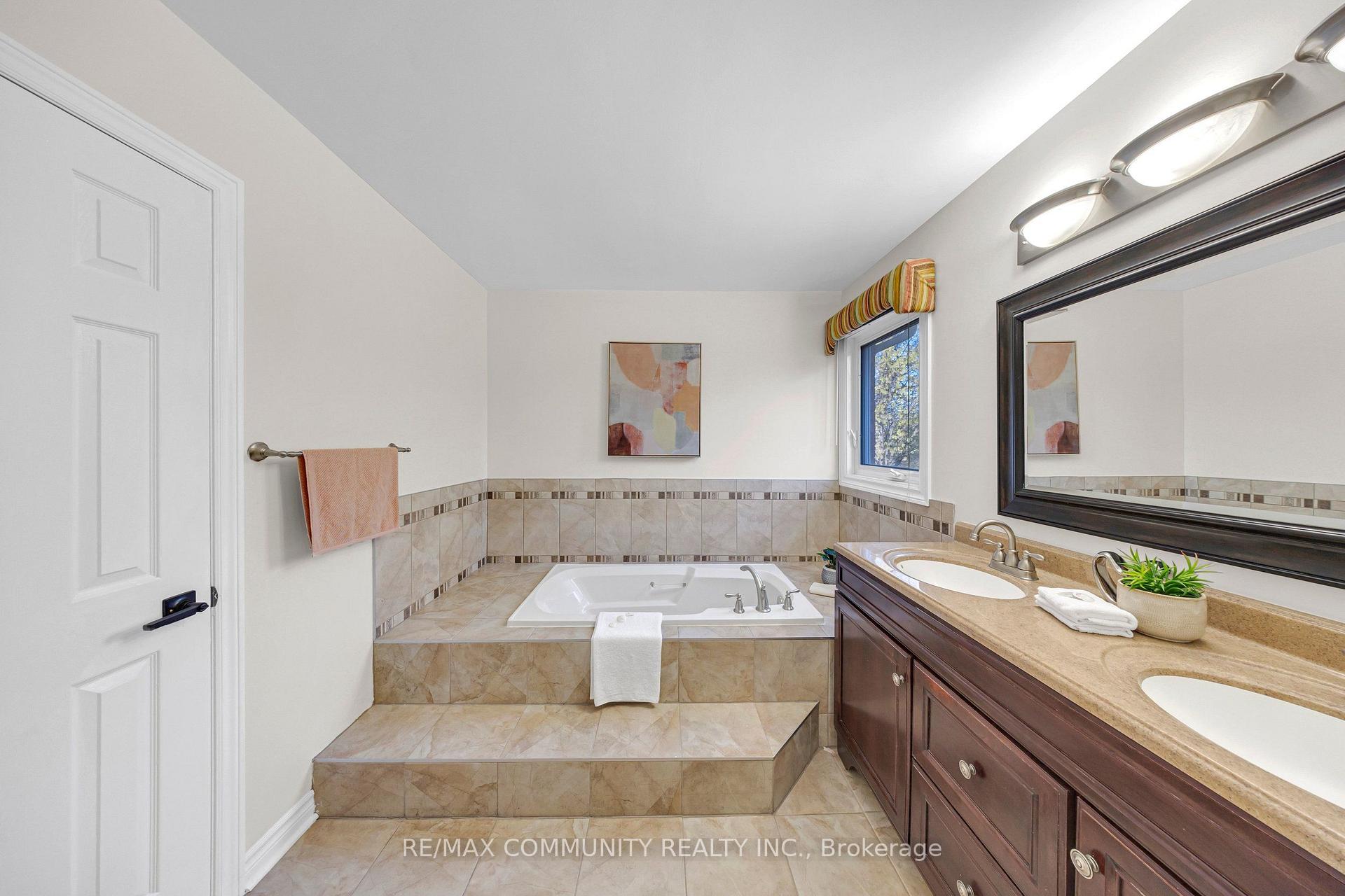 Photo 41 of 2387 Denvale Drive, Pickering, Brock Ridge — HOMEH