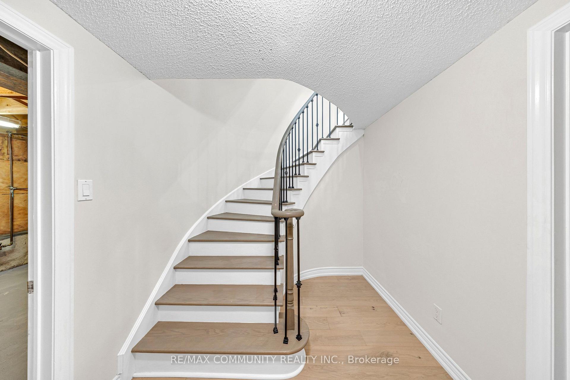 Photo 44 of 2387 Denvale Drive, Pickering, Brock Ridge — HOMEH