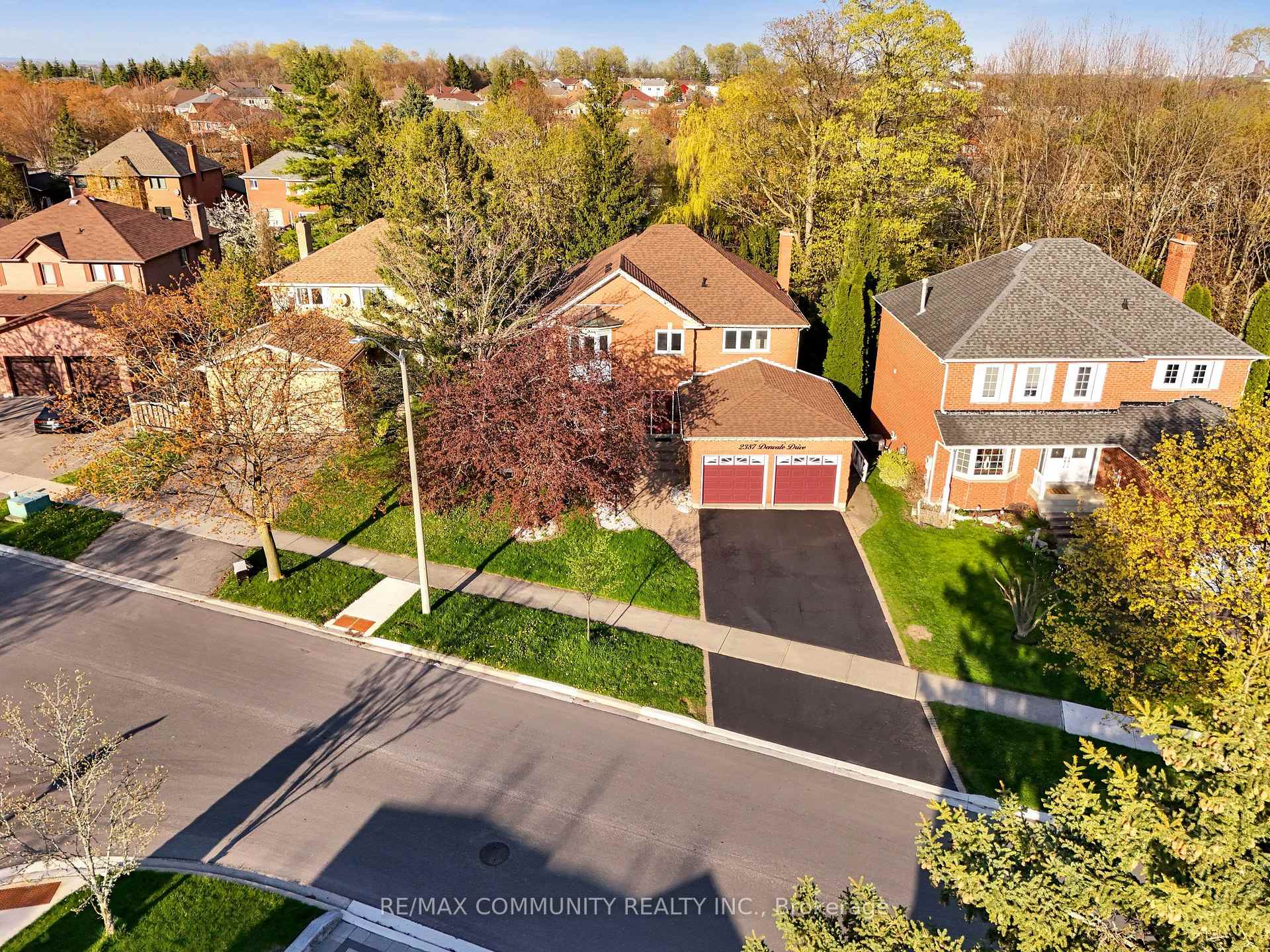 Photo 49 of 2387 Denvale Drive, Pickering, Brock Ridge — HOMEH
