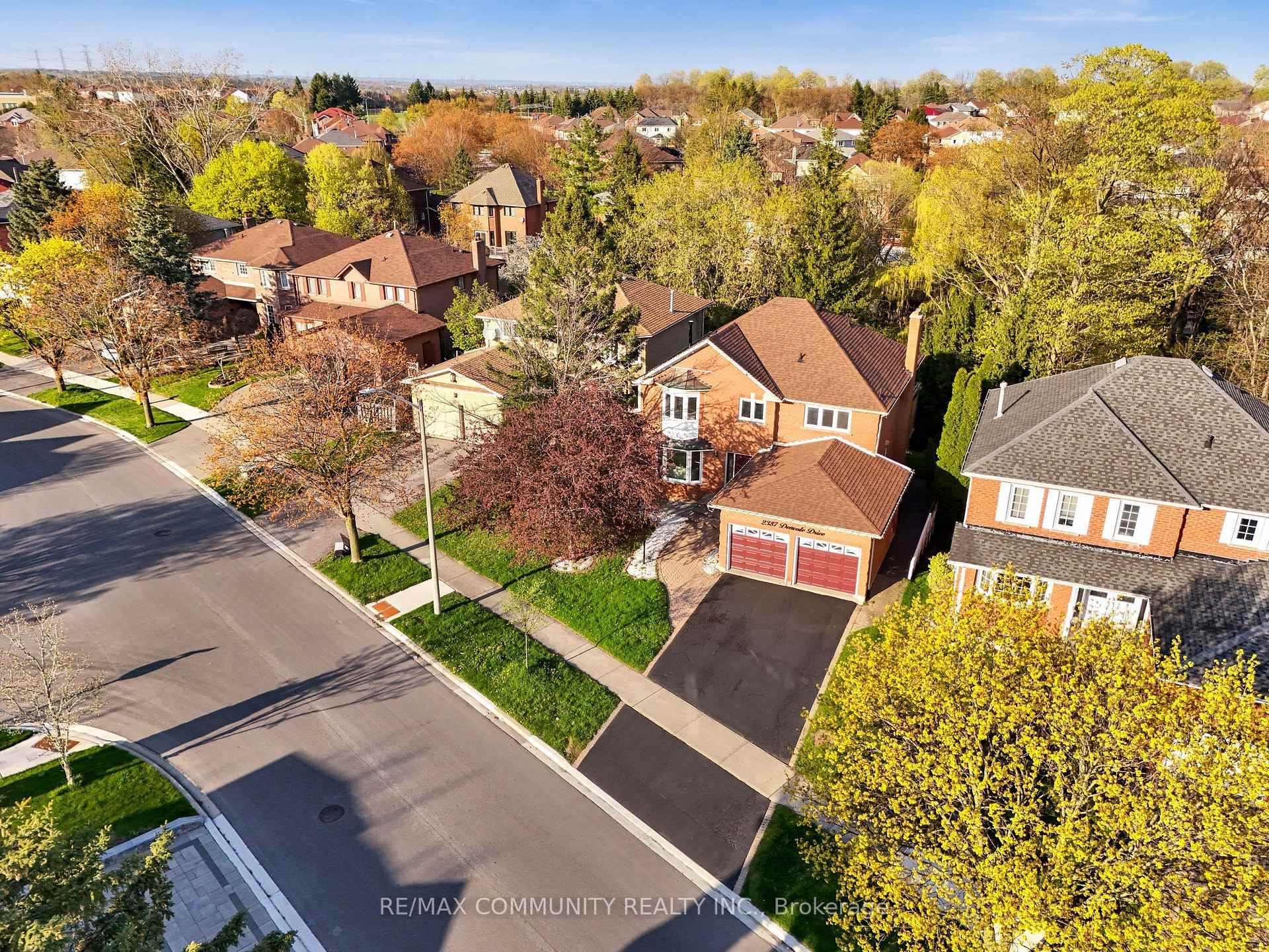 Photo 50 of 2387 Denvale Drive, Pickering, Brock Ridge — HOMEH