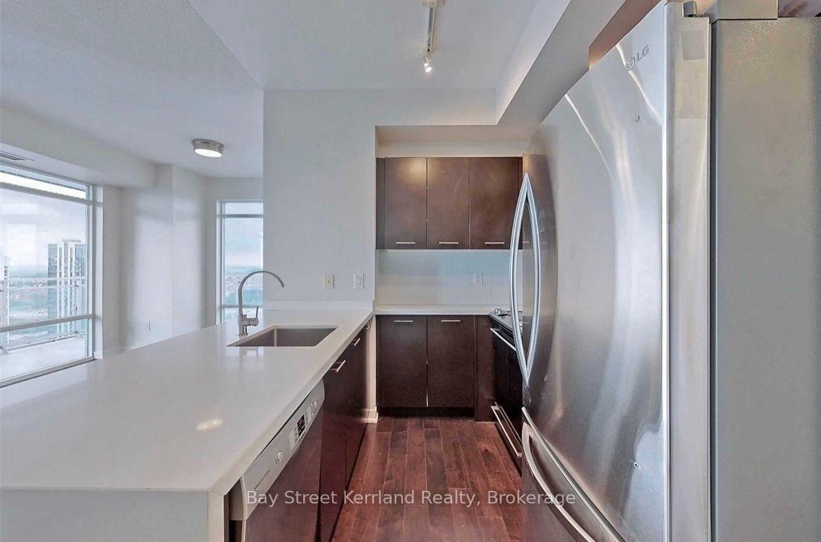 Photo 5 of Unit 2108, 360 Square One Drive, Mississauga, City Centre — HOMEH