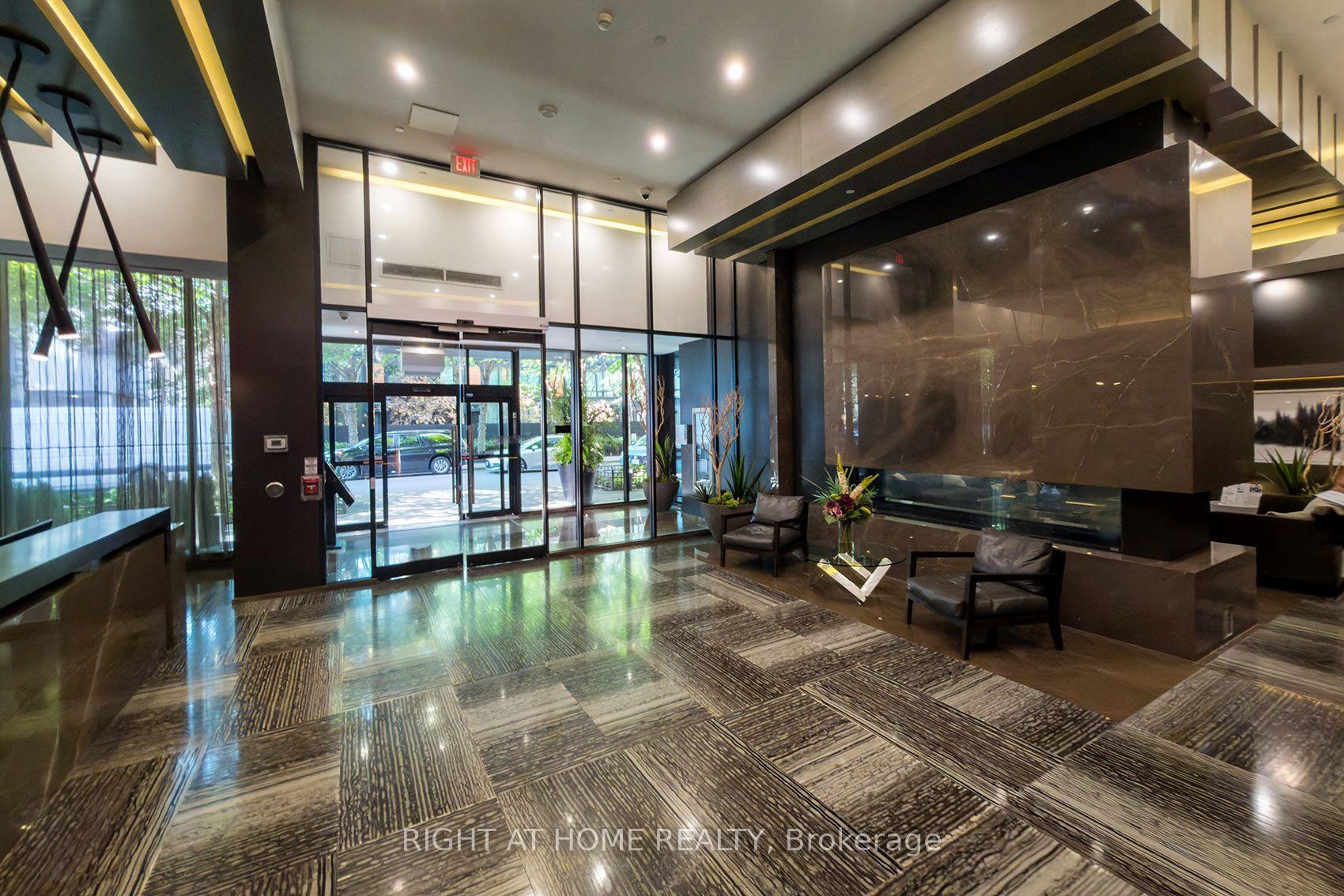 Photo 5 of Unit 1806, 101 Charles Street E, Toronto, Church-Yonge Corridor — HOMEH