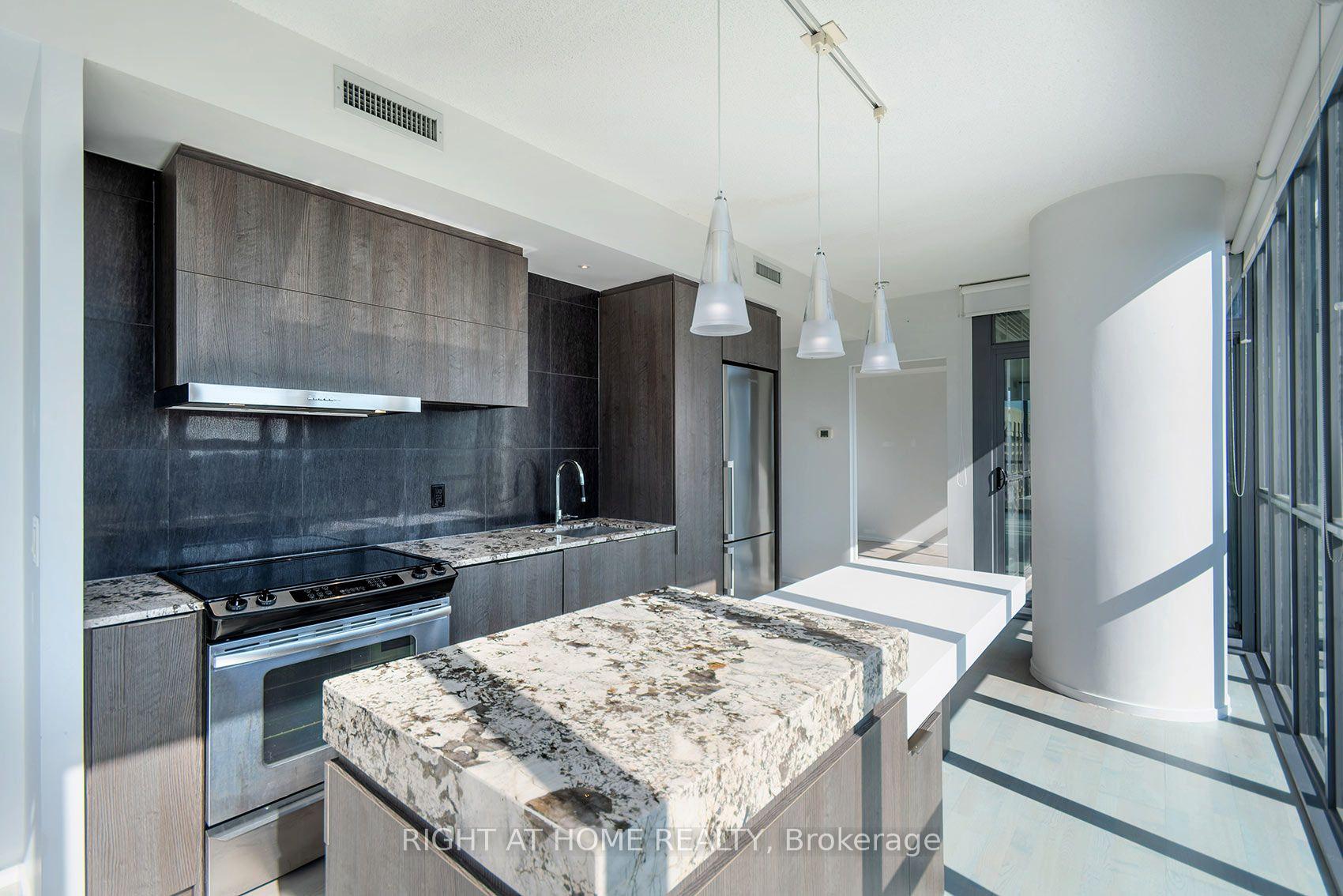 Photo 15 of Unit 1806, 101 Charles Street E, Toronto, Church-Yonge Corridor — HOMEH