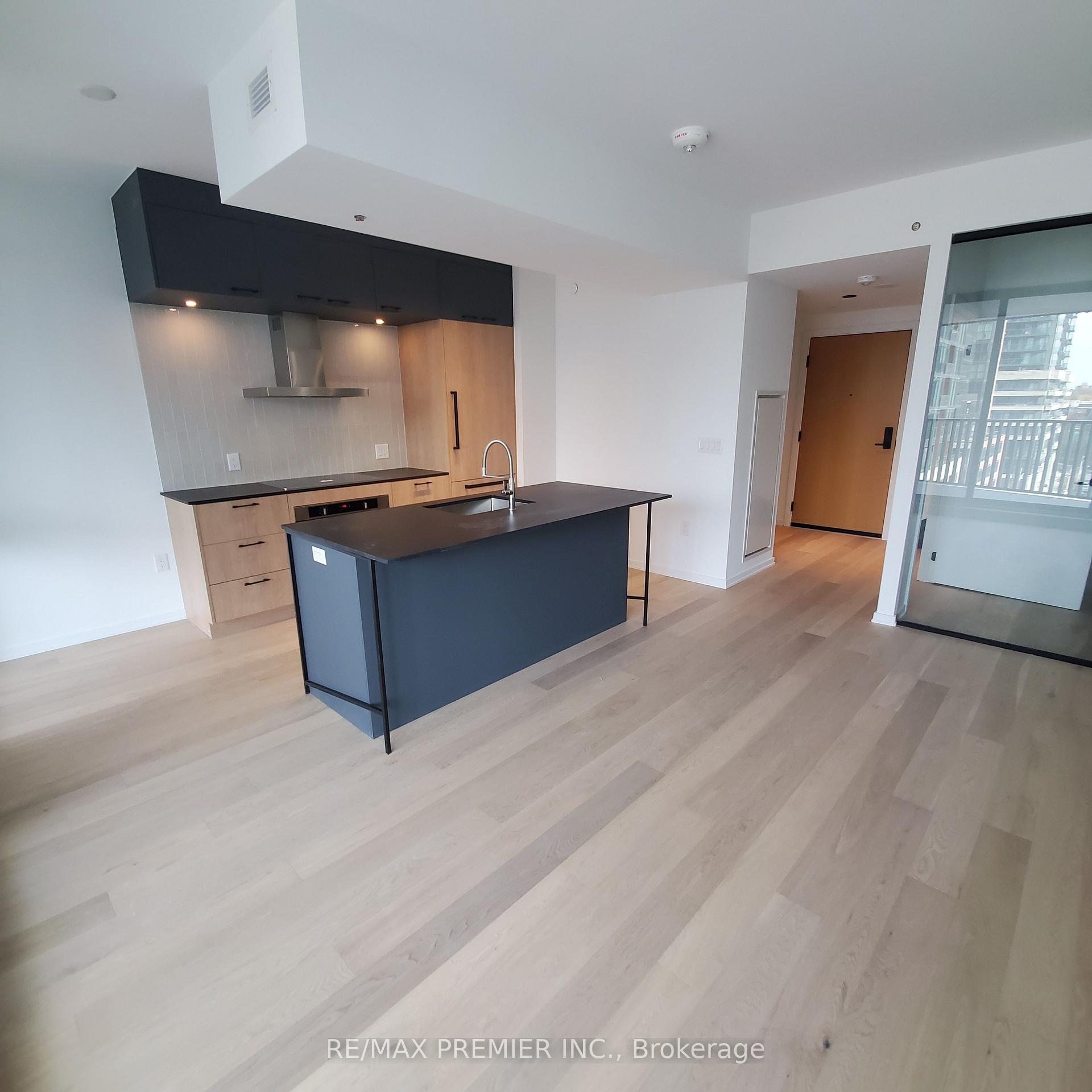 Photo 5 of Unit 710, 41 Dovercourt Road, Toronto, Niagara — HOMEH