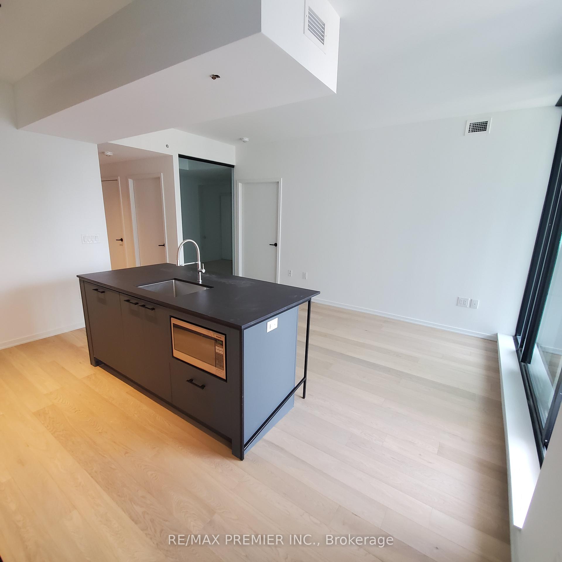 Photo 9 of Unit 710, 41 Dovercourt Road, Toronto, Niagara — HOMEH