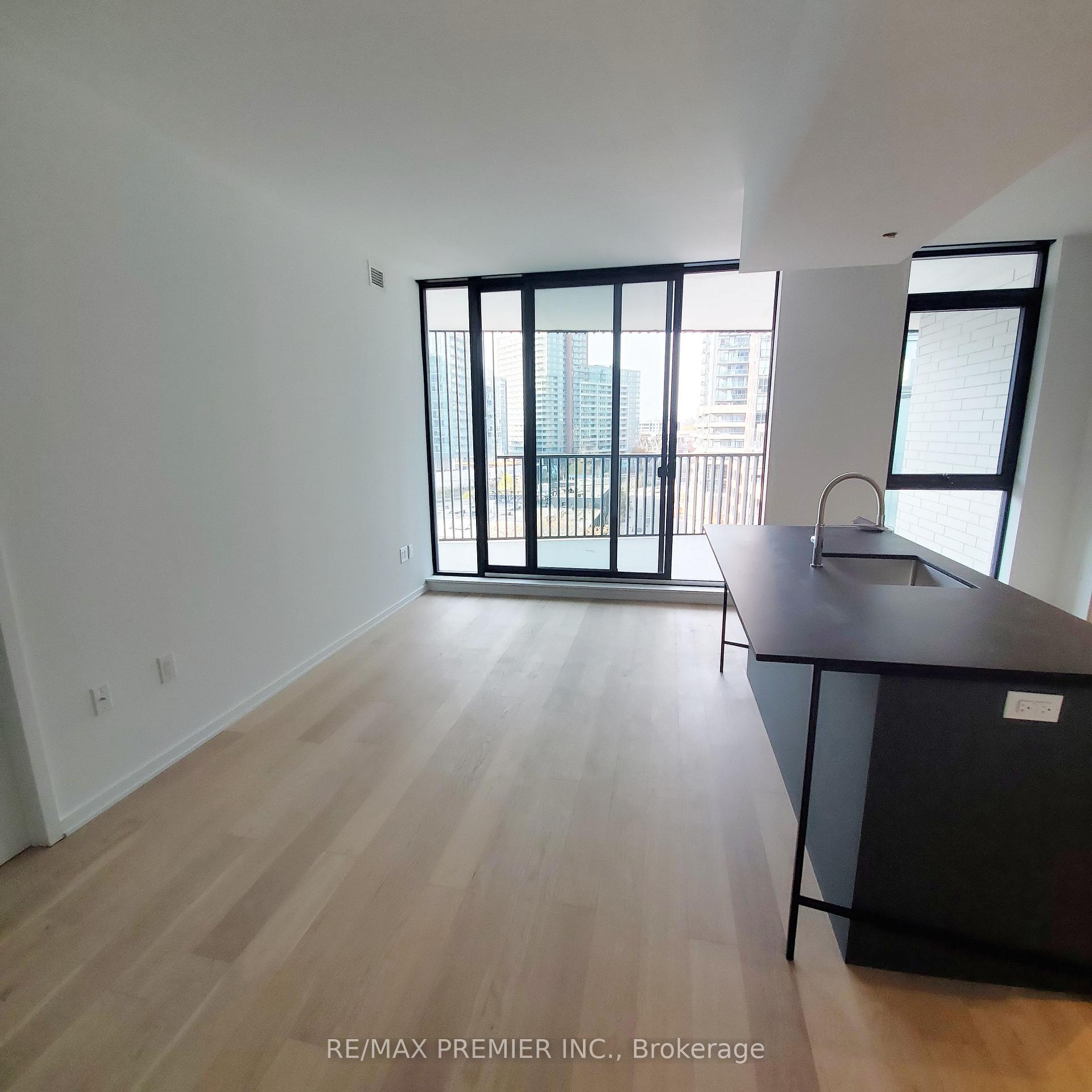 Photo 10 of Unit 710, 41 Dovercourt Road, Toronto, Niagara — HOMEH