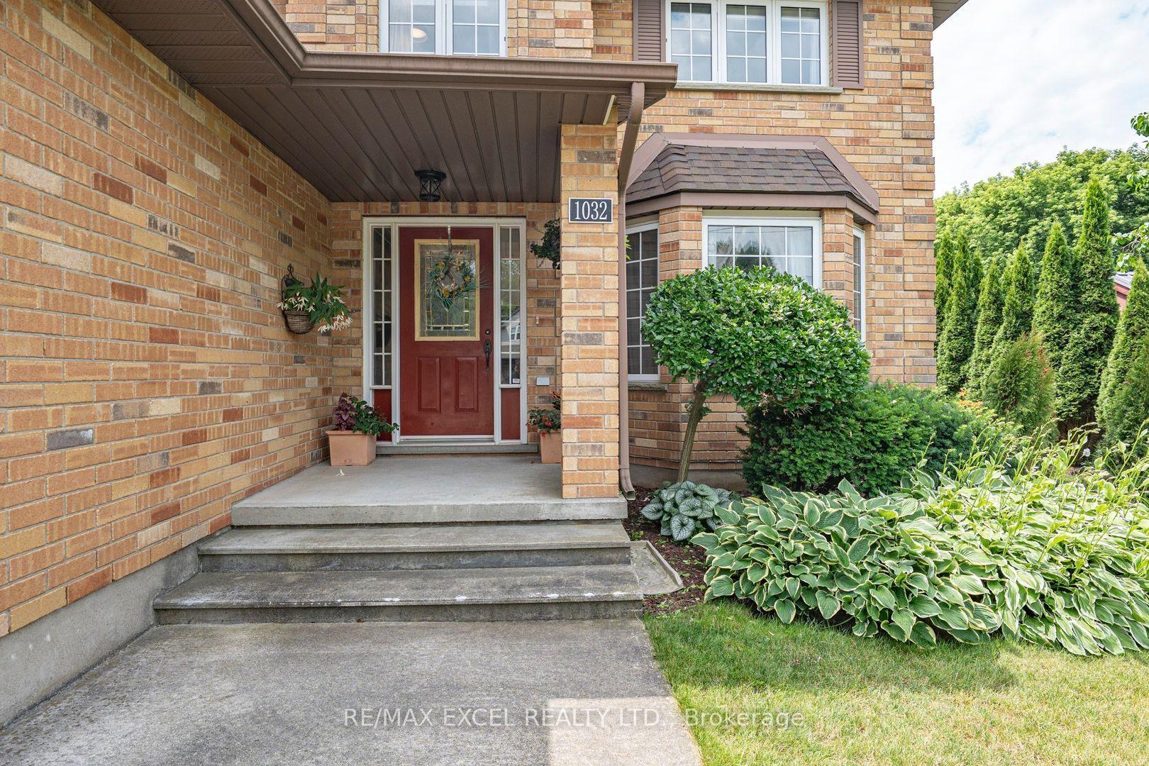 Photo 6 of 1032 Sunset Drive, Wellesley — HOMEH