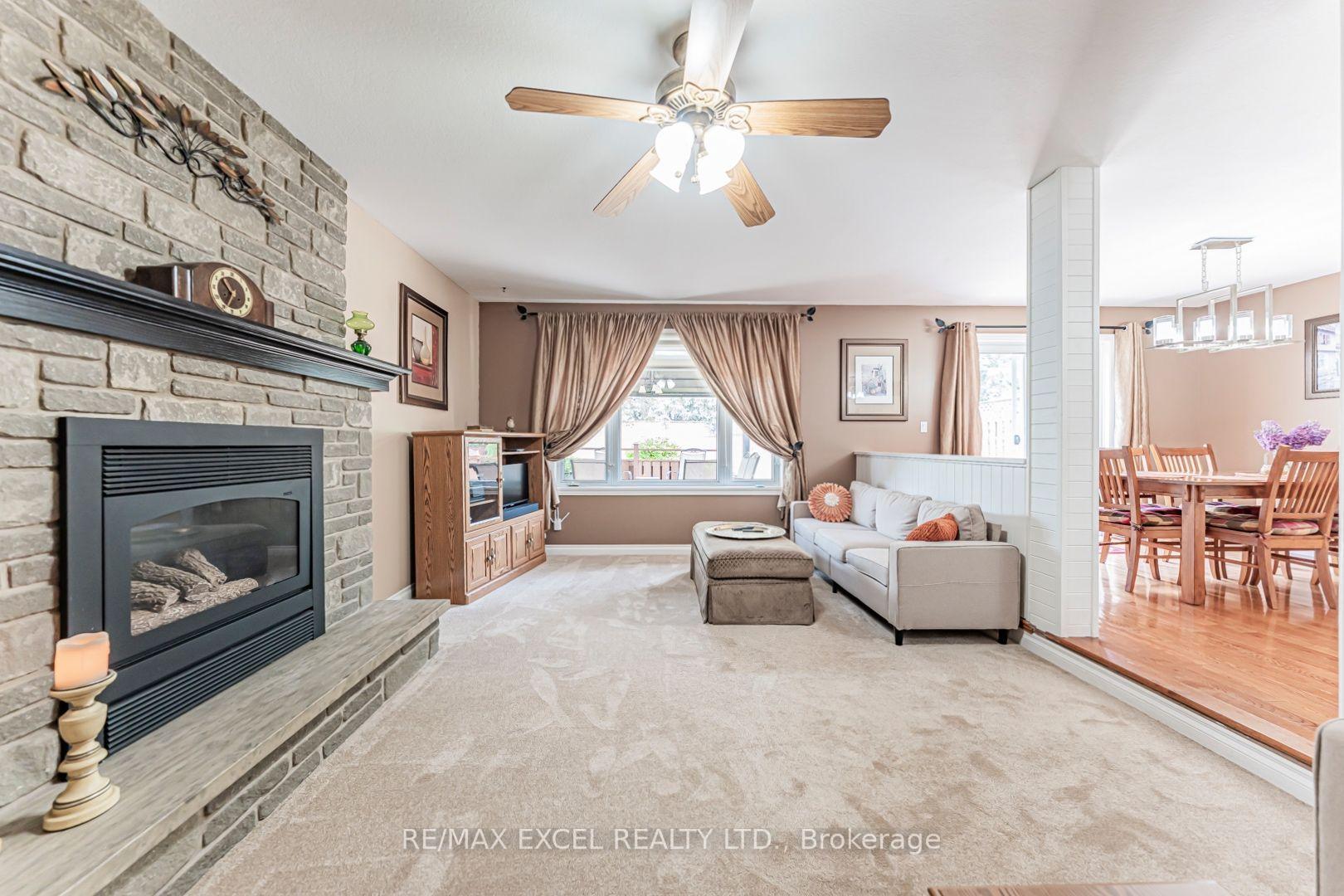 Photo 10 of 1032 Sunset Drive, Wellesley — HOMEH