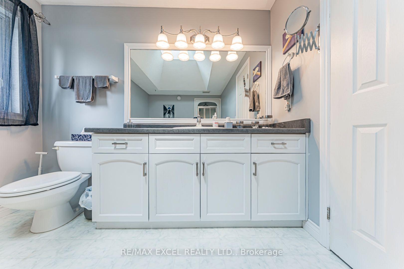 Photo 22 of 1032 Sunset Drive, Wellesley — HOMEH