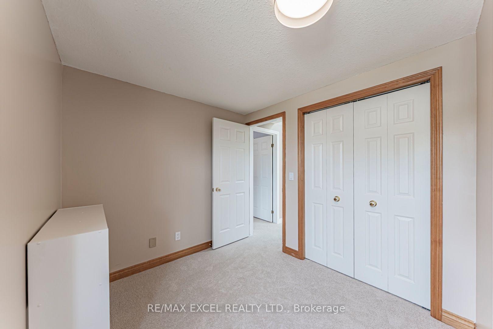 Photo 29 of 1032 Sunset Drive, Wellesley — HOMEH