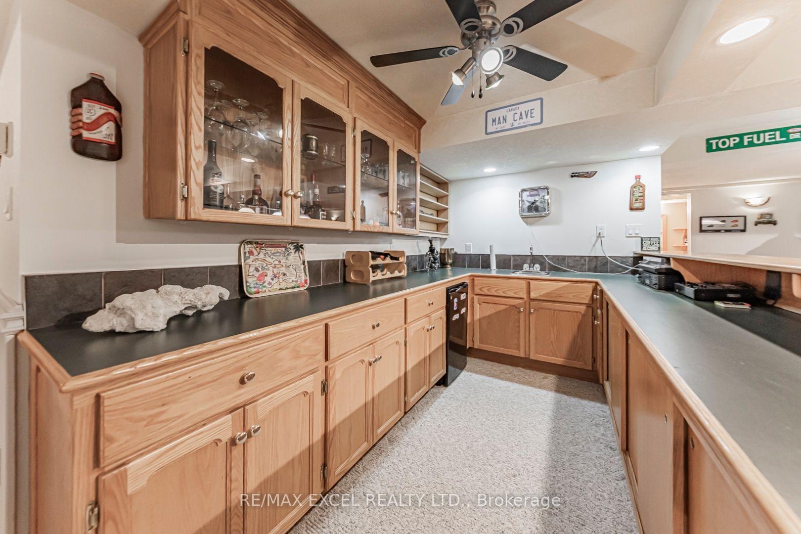 Photo 37 of 1032 Sunset Drive, Wellesley — HOMEH