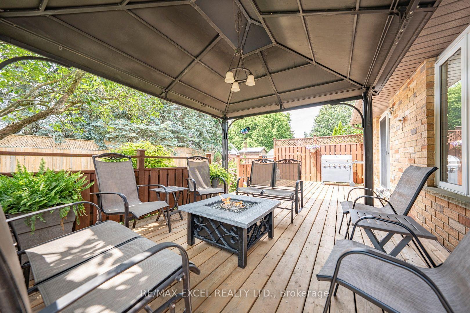 Photo 42 of 1032 Sunset Drive, Wellesley — HOMEH