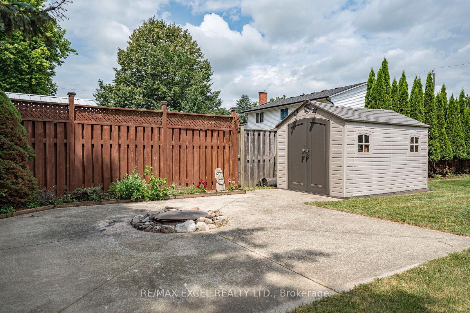 Photo 45 of 1032 Sunset Drive, Wellesley — HOMEH