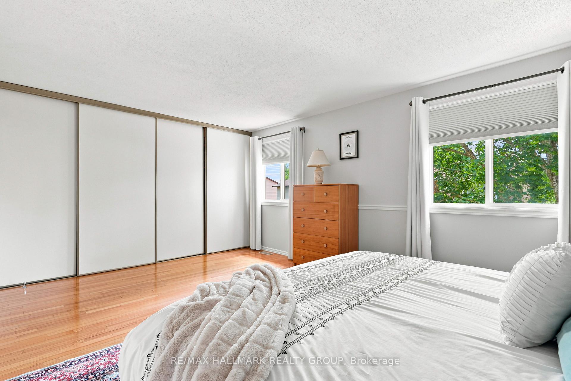 Photo 17 of 6126 Rivermill Crescent, Ottawa, Chapel Hill — HOMEH