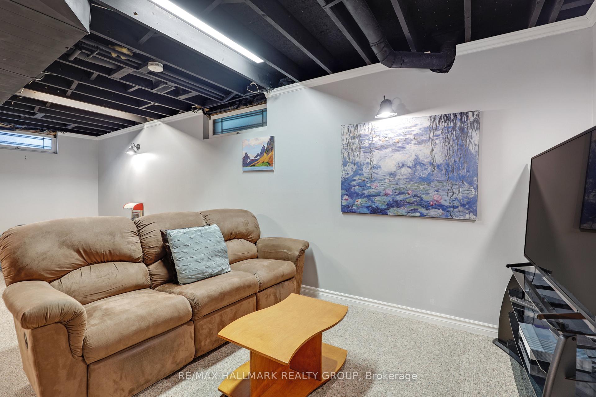 Photo 23 of 6126 Rivermill Crescent, Ottawa, Chapel Hill — HOMEH