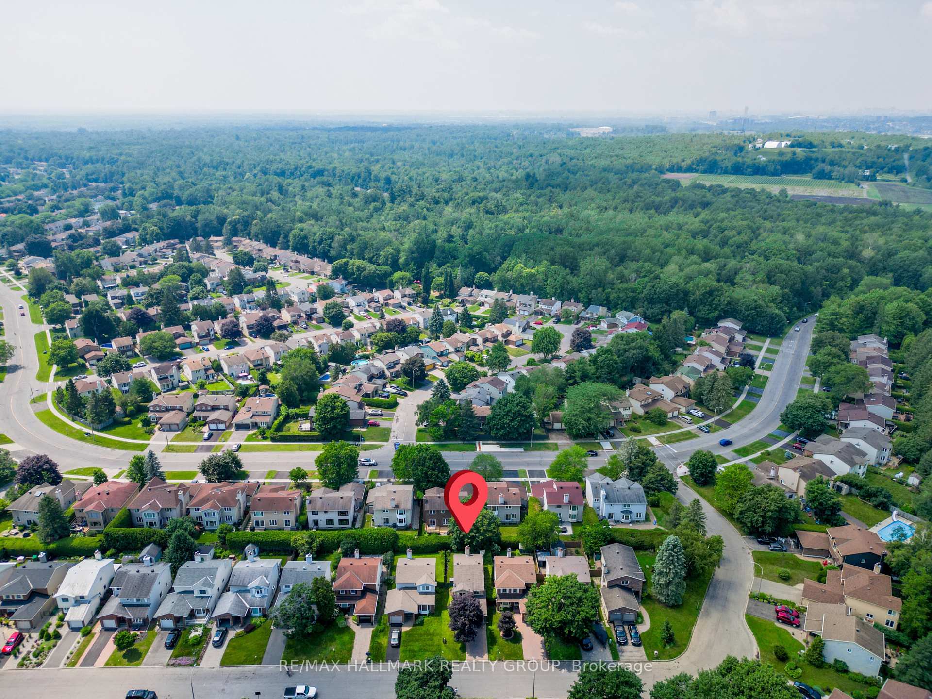 Photo 34 of 6126 Rivermill Crescent, Ottawa, Chapel Hill — HOMEH