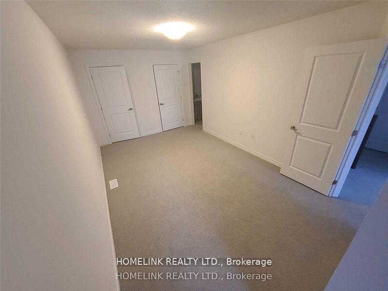 Photo 5 of Unit 121, 61 Soho Street, Hamilton, Stoney Creek Mountain — HOMEH