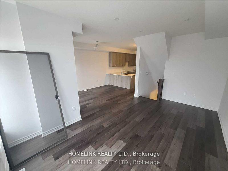Photo 6 of Unit 121, 61 Soho Street, Hamilton, Stoney Creek Mountain — HOMEH