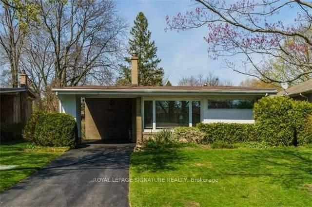 Photo 1 of 12 Lacewood Crescent, North York, Parkwoods-Donalda — HOMEH