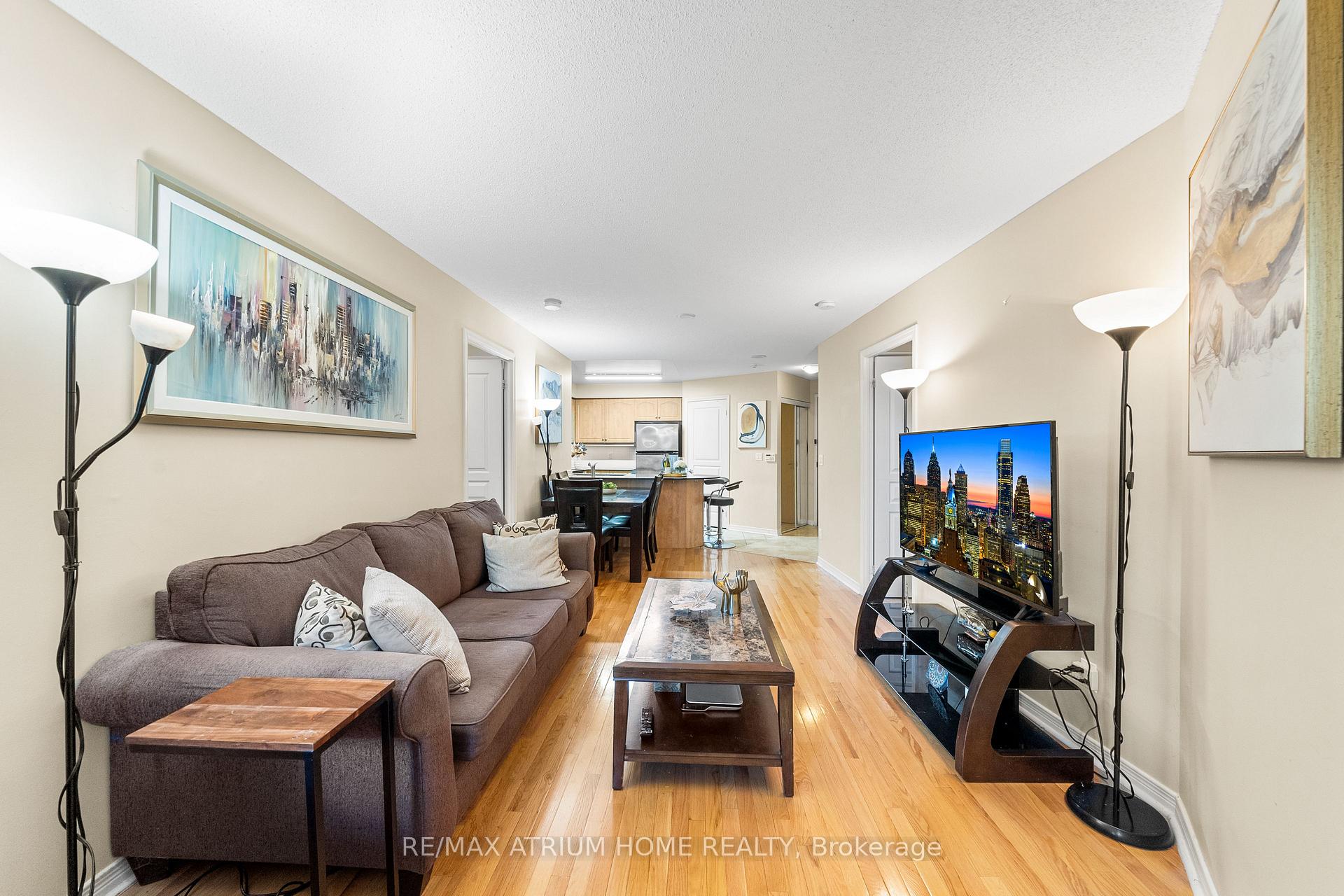 Photo 7 of Unit 317, 509 Beecroft Road, North York, Willowdale West — HOMEH