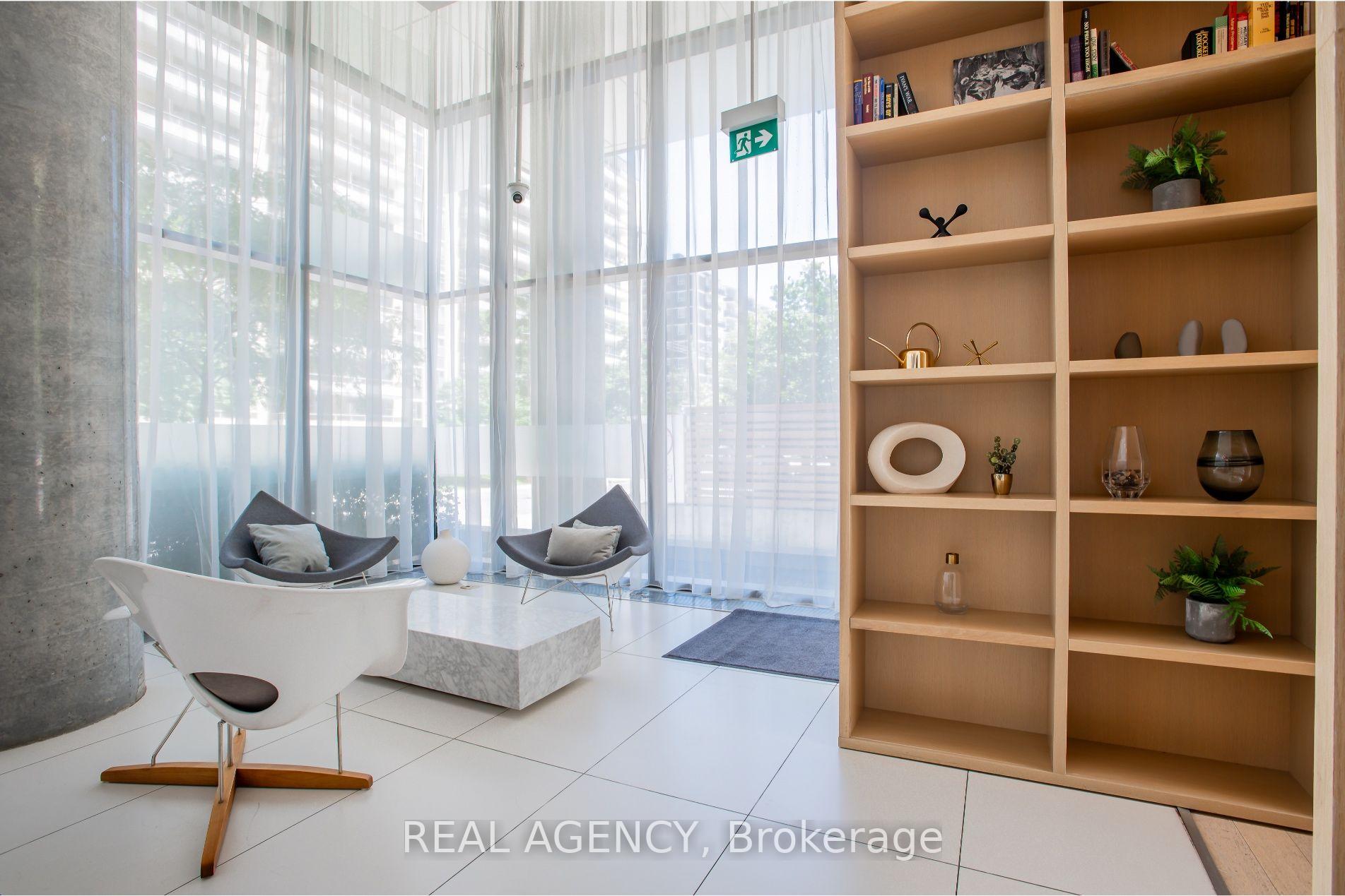 Photo 8 of Unit 2512, 185 Roehampton Avenue, Toronto, Mount Pleasant West — HOMEH
