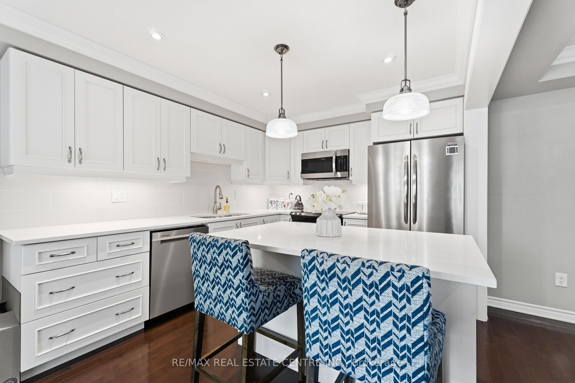 Photo 13 of Unit 33, 22 Spring Creek Drive, Hamilton, Waterdown — HOMEH