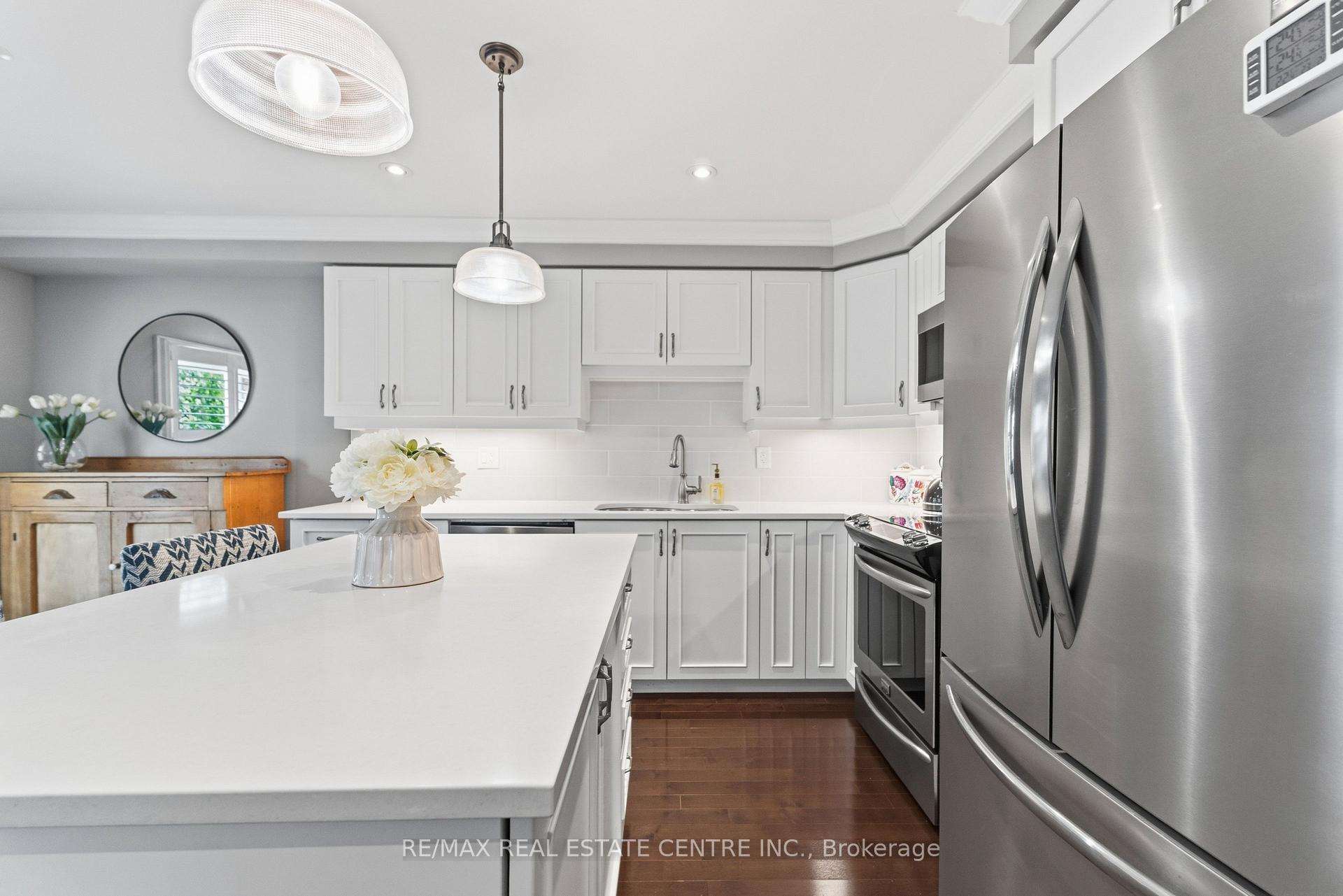 Photo 16 of Unit 33, 22 Spring Creek Drive, Hamilton, Waterdown — HOMEH