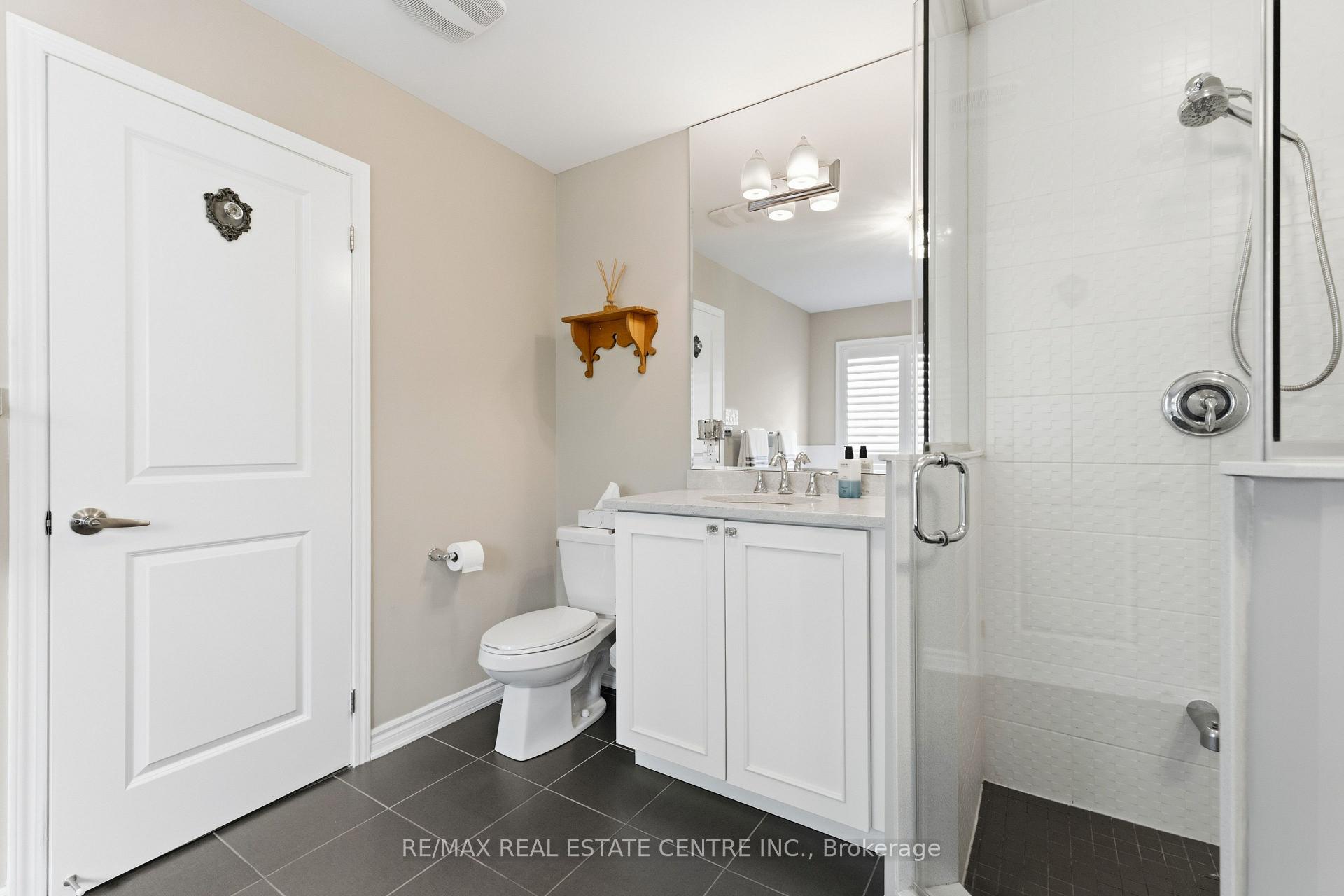 Photo 23 of Unit 33, 22 Spring Creek Drive, Hamilton, Waterdown — HOMEH