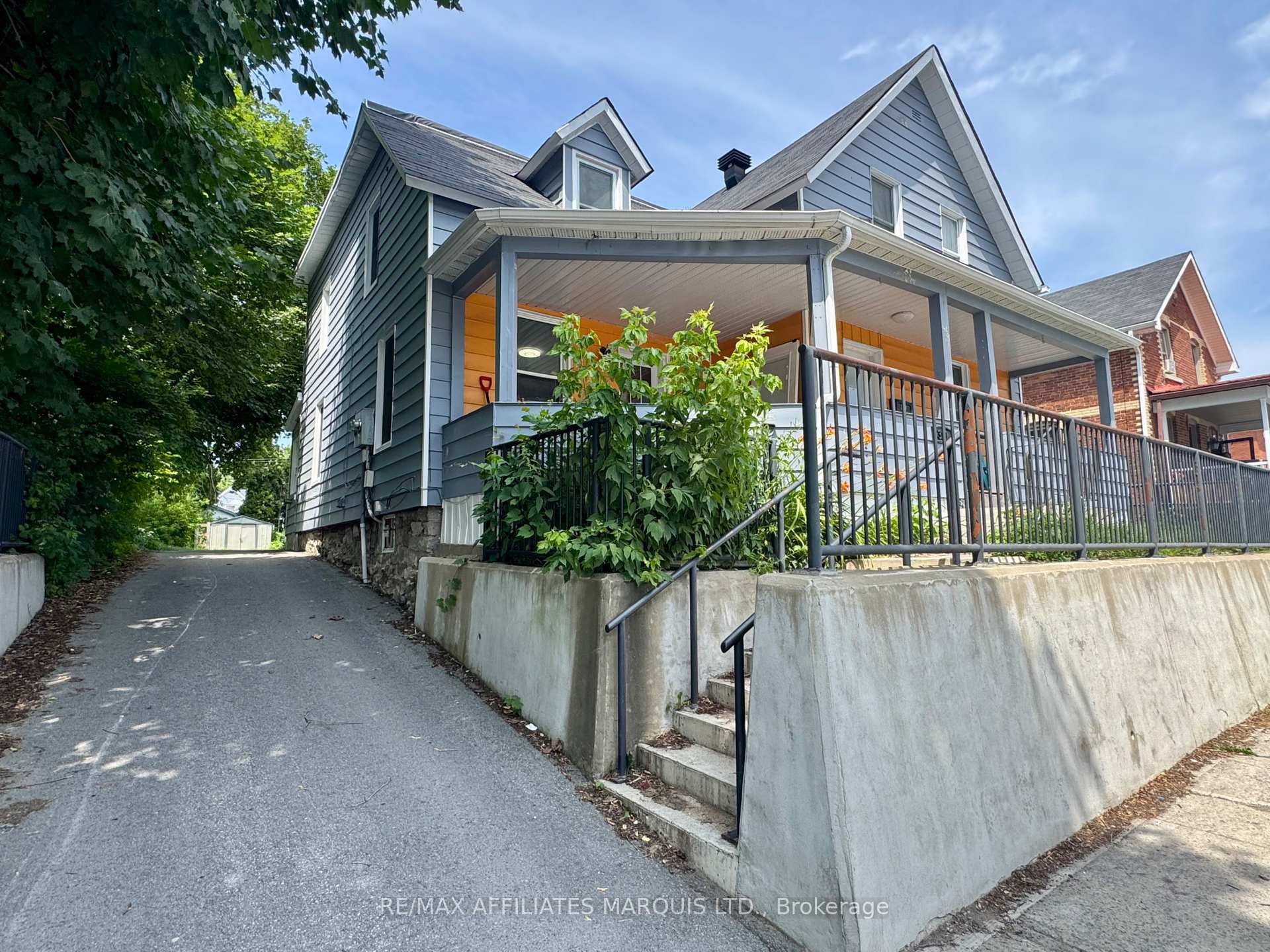 Photo 1 of 321 Water Street E, Cornwall, Cornwall — HOMEH