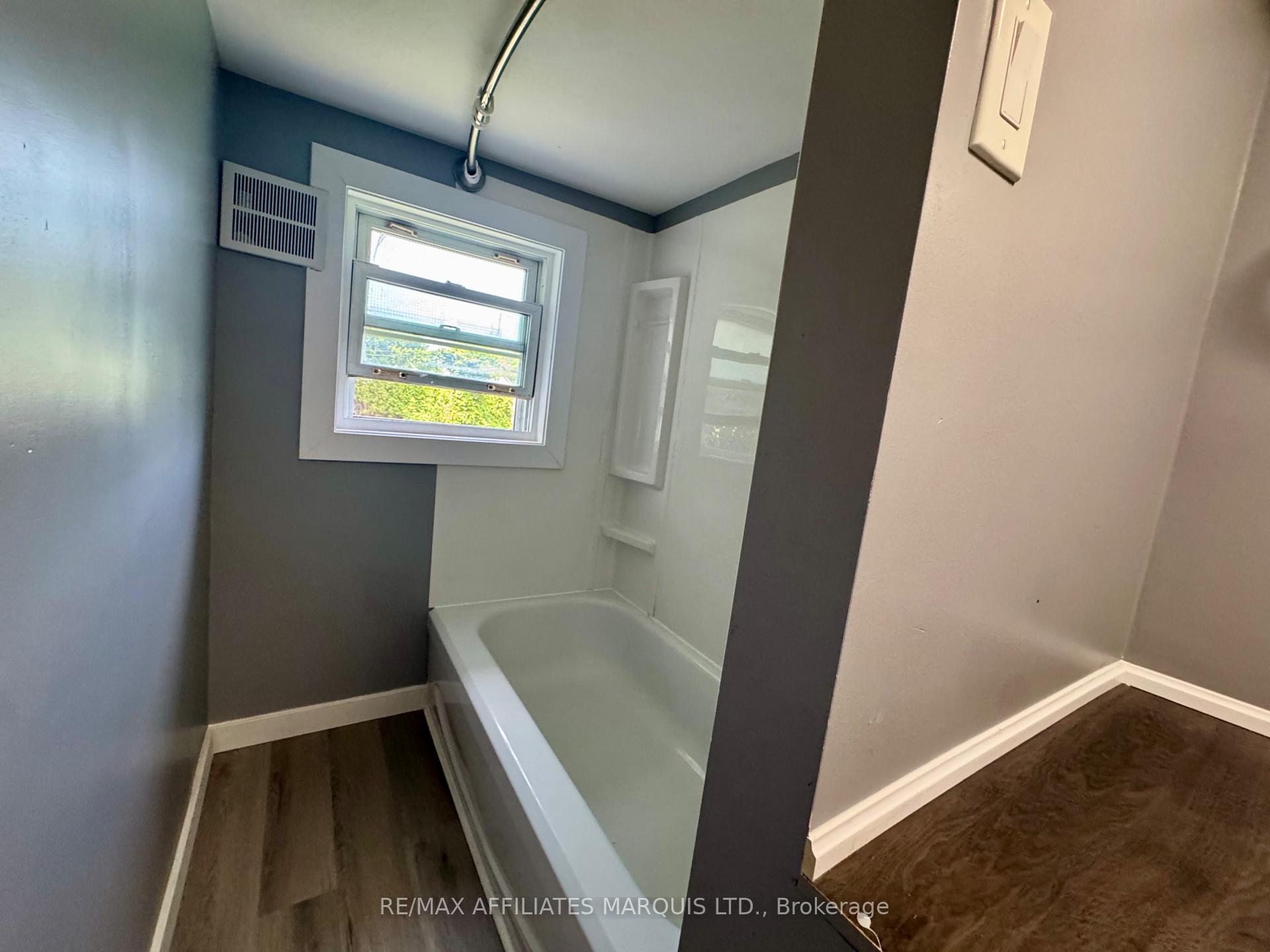 Photo 9 of 321 Water Street E, Cornwall, Cornwall — HOMEH