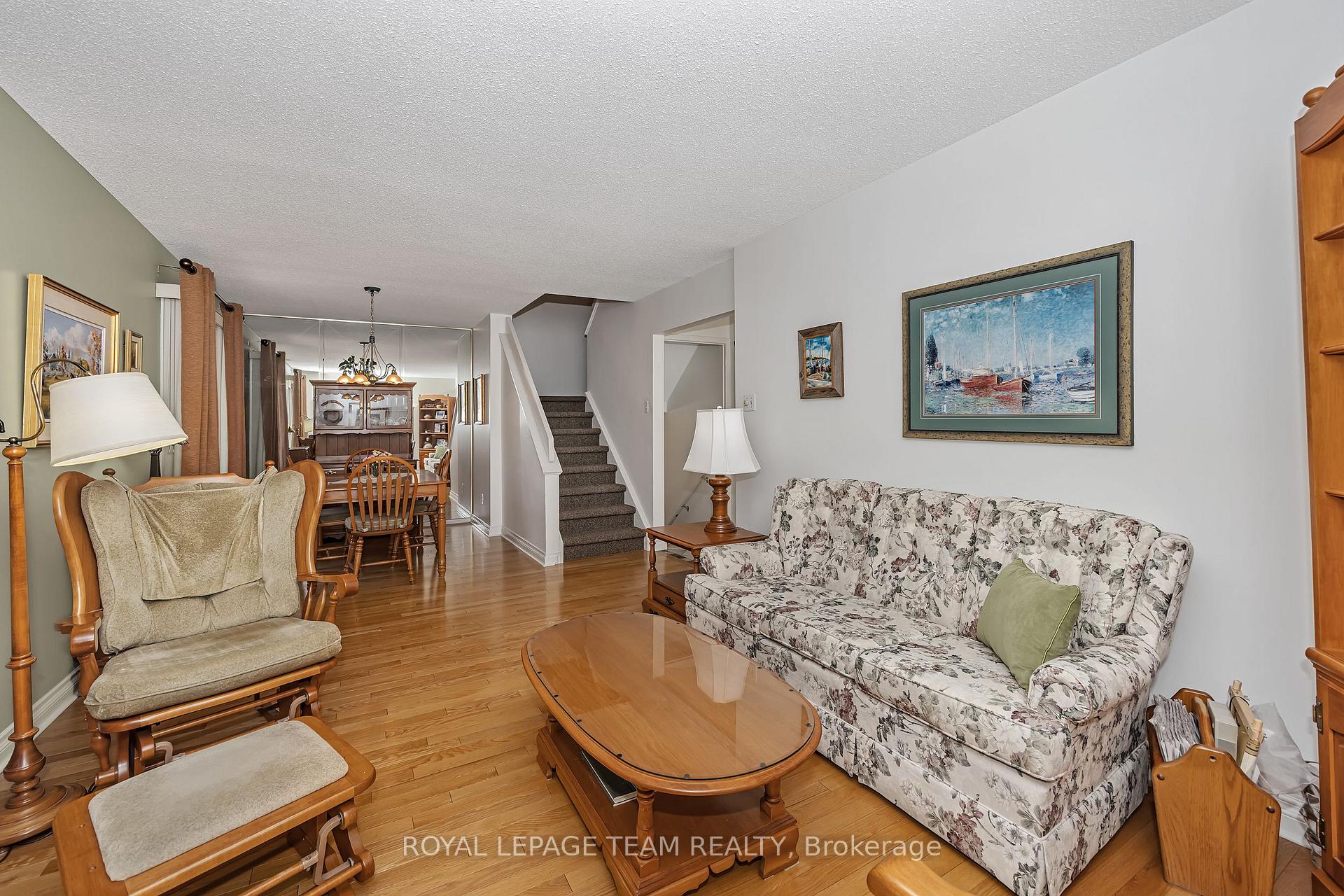Photo 7 of 99 Melanie Crescent, Ottawa, Kanata - Glencairn/Hazeldean — HOMEH