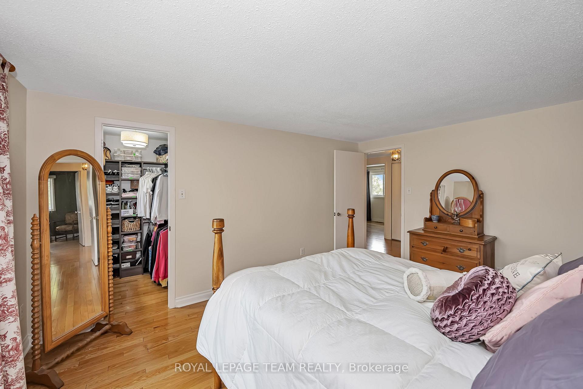 Photo 11 of 99 Melanie Crescent, Ottawa, Kanata - Glencairn/Hazeldean — HOMEH