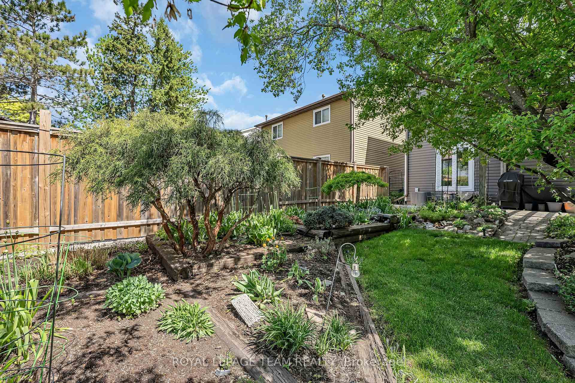 Photo 17 of 99 Melanie Crescent, Ottawa, Kanata - Glencairn/Hazeldean — HOMEH