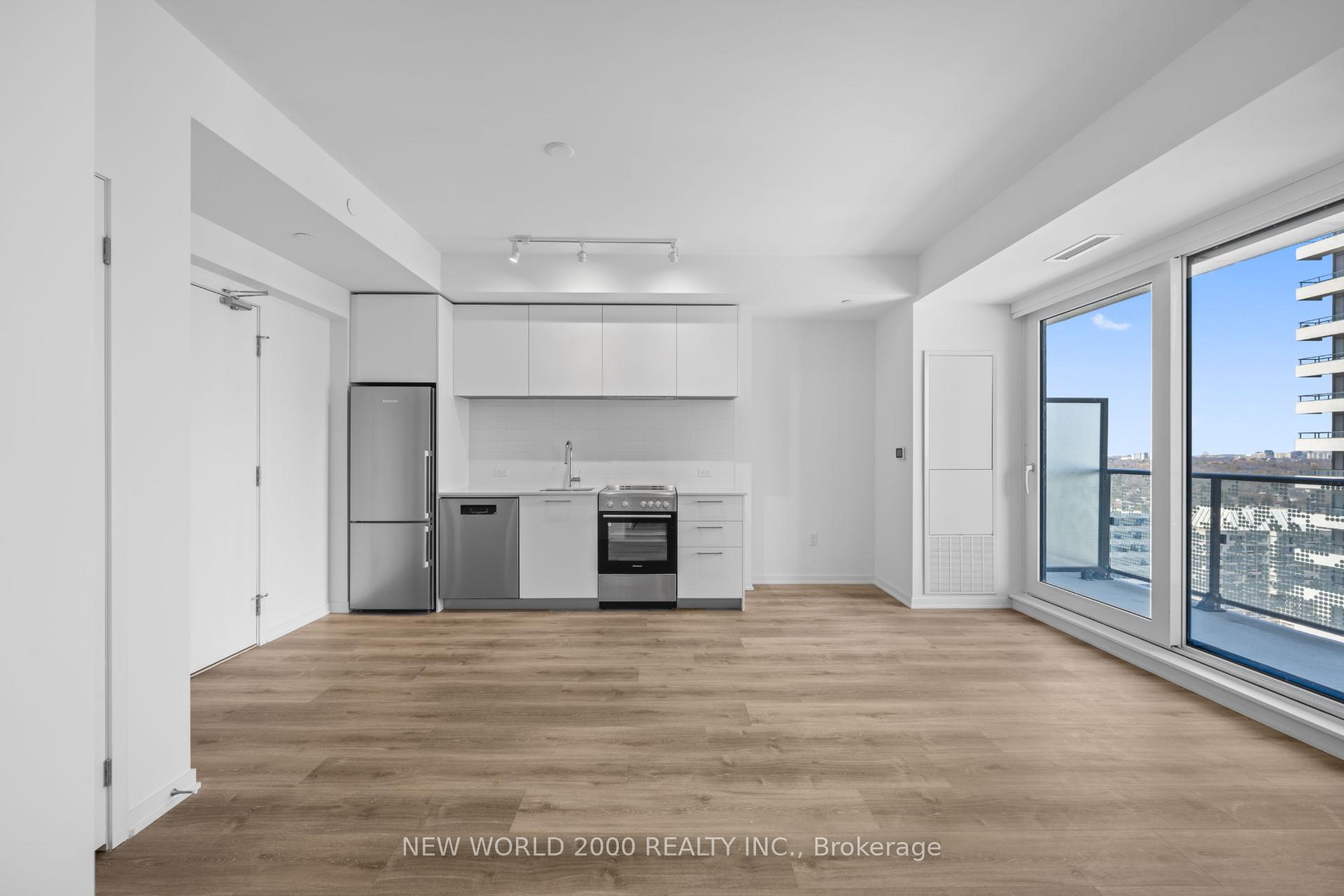 Photo 5 of Unit 1512, 101 Roehampton Avenue, Toronto, Mount Pleasant West — HOMEH