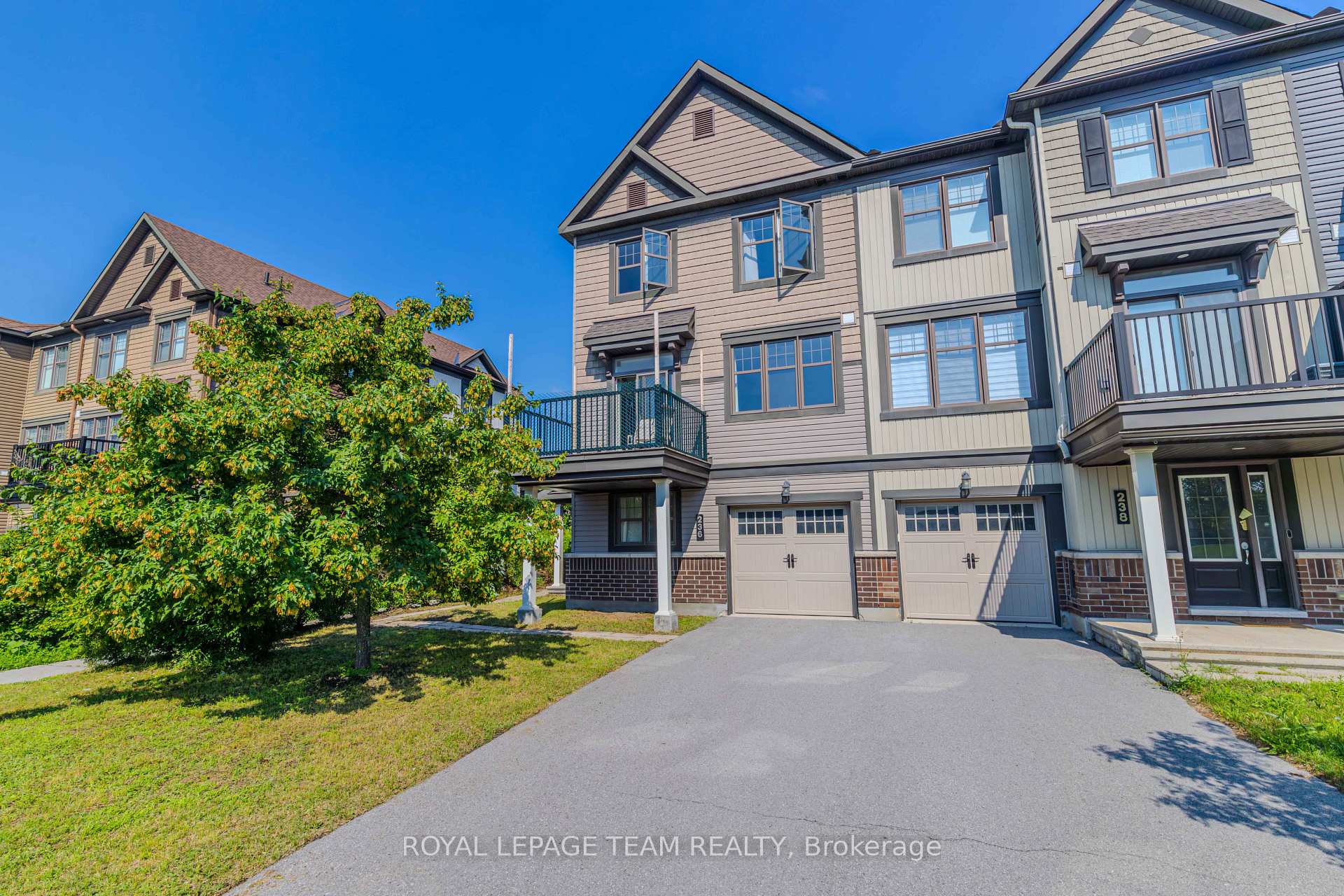 Photo 2 of 236 Halyard Way, Ottawa, Kanata - Kanata Lakes/Heritage Hills — HOMEH