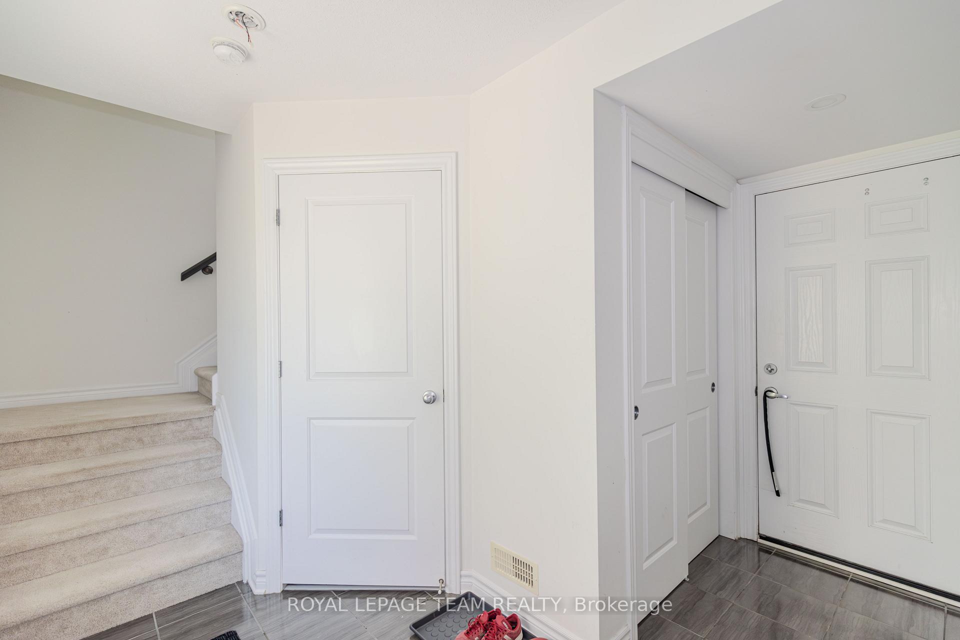 Photo 8 of 236 Halyard Way, Ottawa, Kanata - Kanata Lakes/Heritage Hills — HOMEH