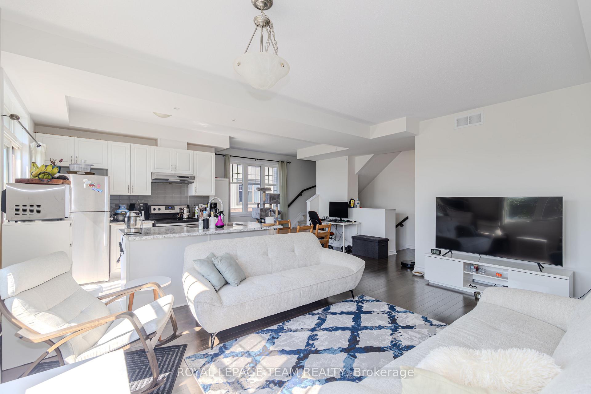 Photo 14 of 236 Halyard Way, Ottawa, Kanata - Kanata Lakes/Heritage Hills — HOMEH