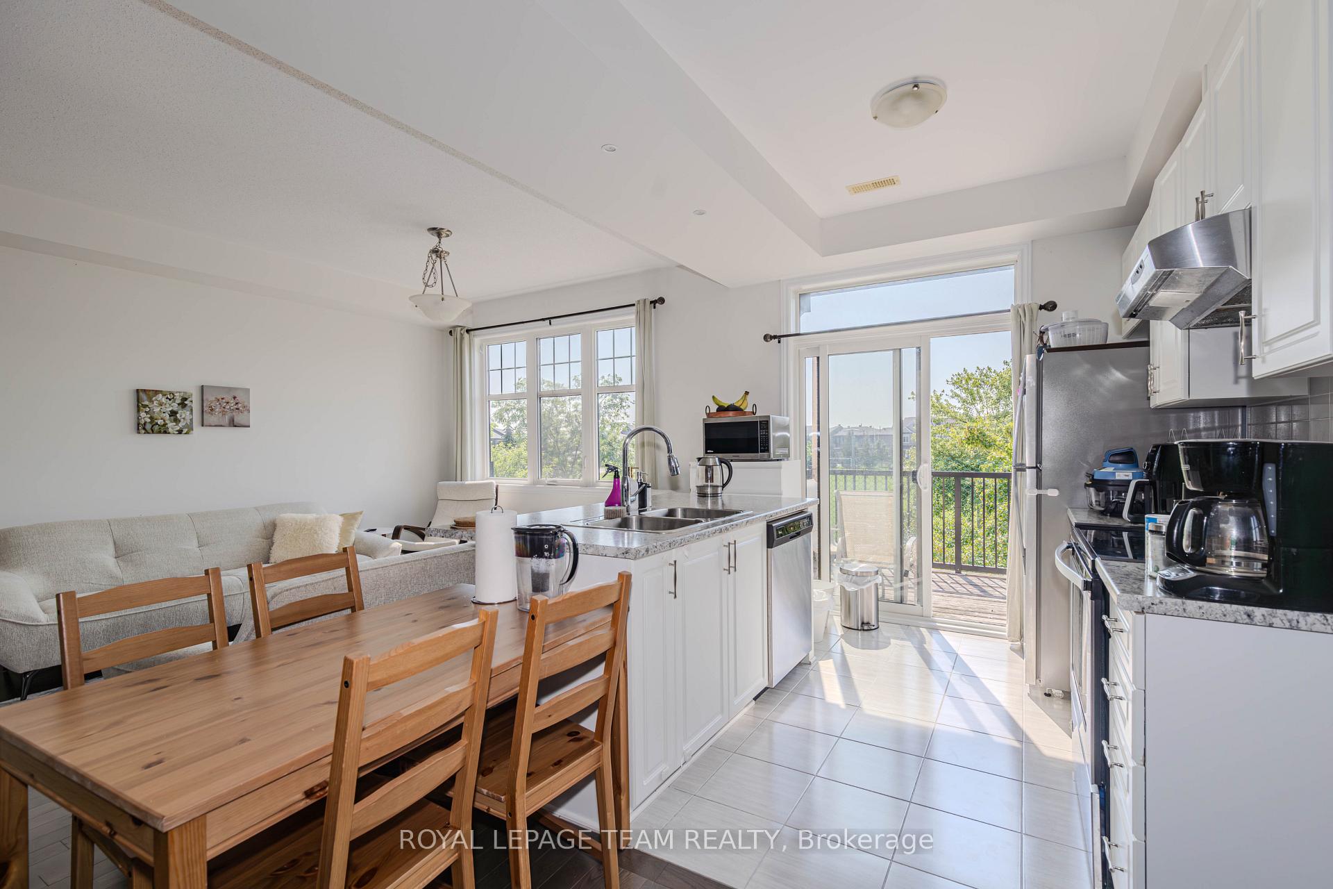 Photo 18 of 236 Halyard Way, Ottawa, Kanata - Kanata Lakes/Heritage Hills — HOMEH