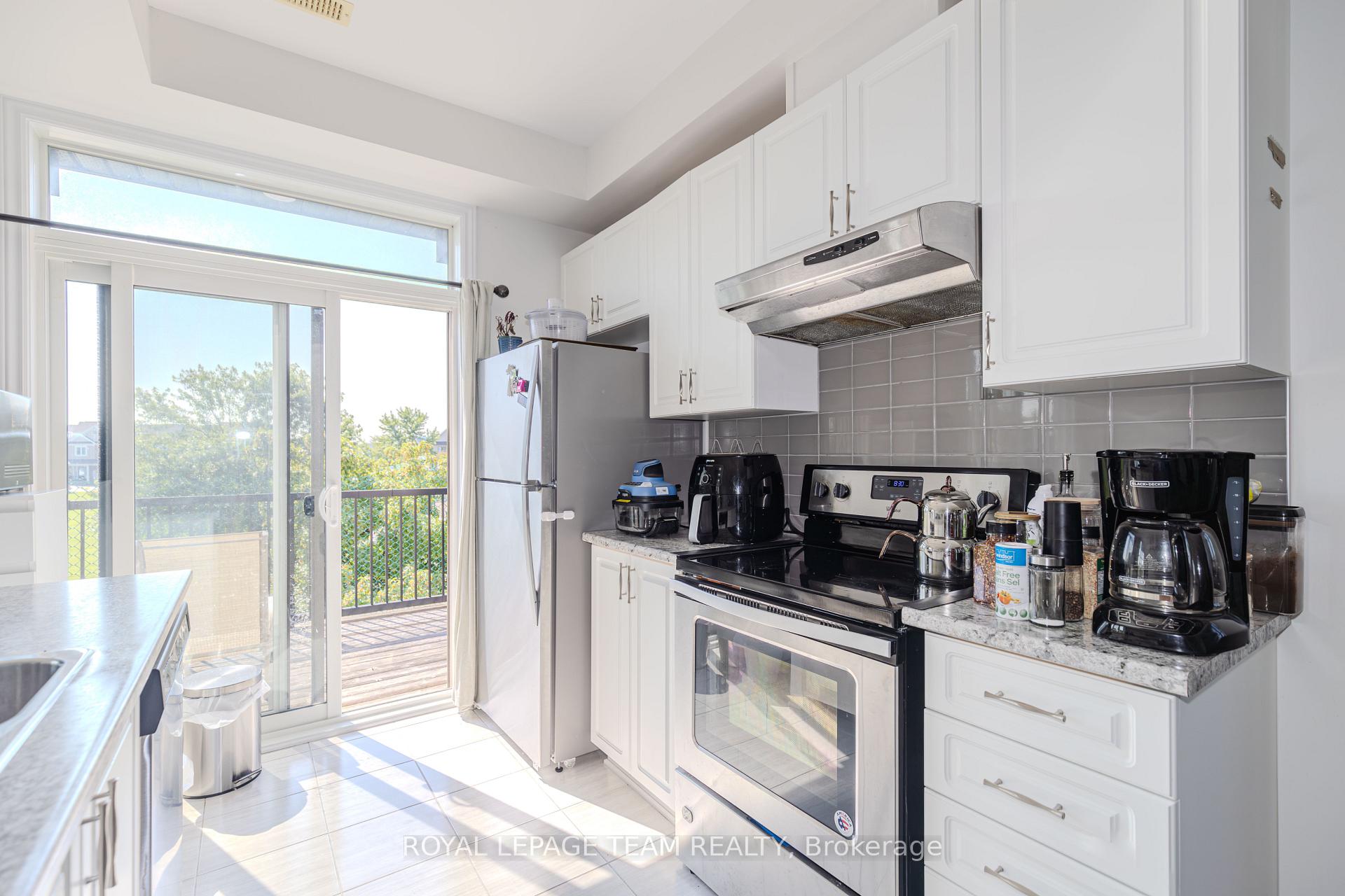 Photo 21 of 236 Halyard Way, Ottawa, Kanata - Kanata Lakes/Heritage Hills — HOMEH