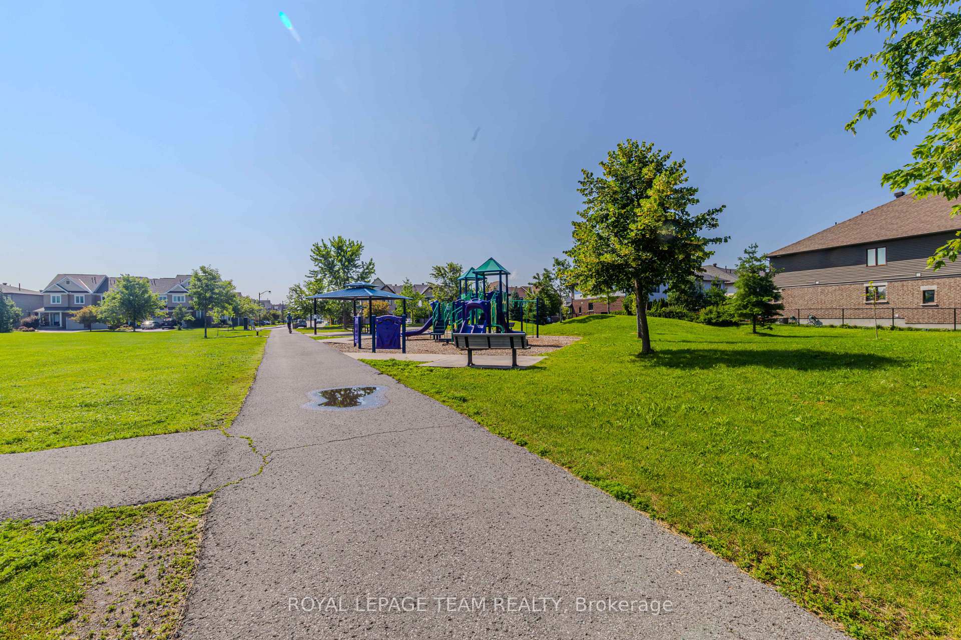 Photo 37 of 236 Halyard Way, Ottawa, Kanata - Kanata Lakes/Heritage Hills — HOMEH