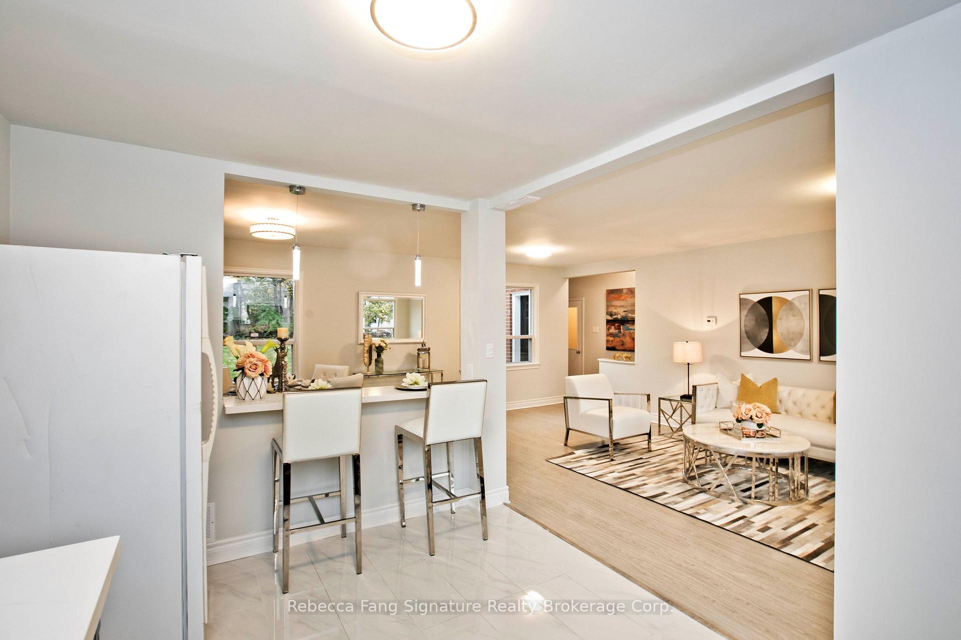 Photo 10 of 117 Morgan Avenue, Markham, Thornhill — HOMEH