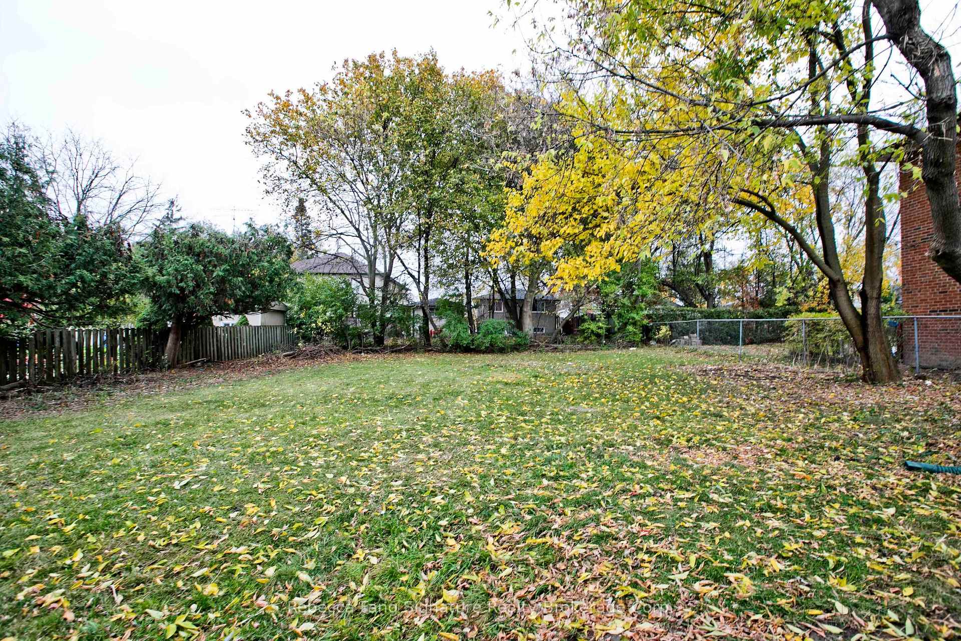 Photo 27 of 117 Morgan Avenue, Markham, Thornhill — HOMEH