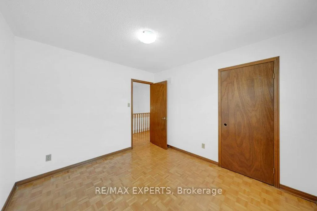 Photo 20 of 31 Waterfall Road, Vaughan, East Woodbridge — HOMEH