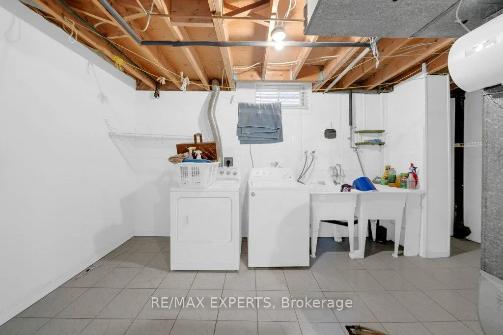 Photo 30 of 31 Waterfall Road, Vaughan, East Woodbridge — HOMEH