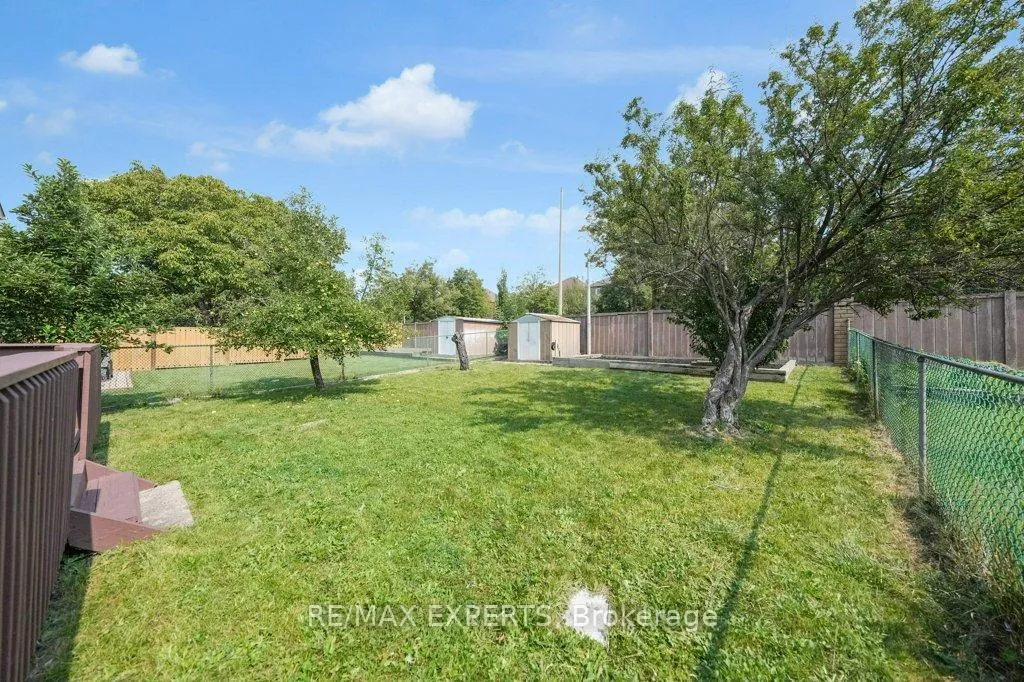 Photo 32 of 31 Waterfall Road, Vaughan, East Woodbridge — HOMEH
